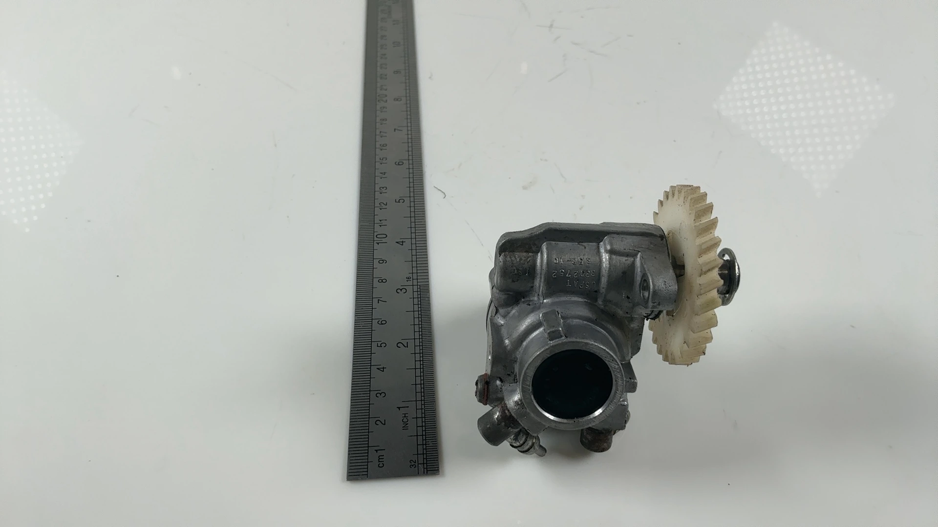 Yamaha DT50 DT80 50cc 80cc Oil Pump 1986-1989 OEM 5R2-13101-00-00 - Image 4