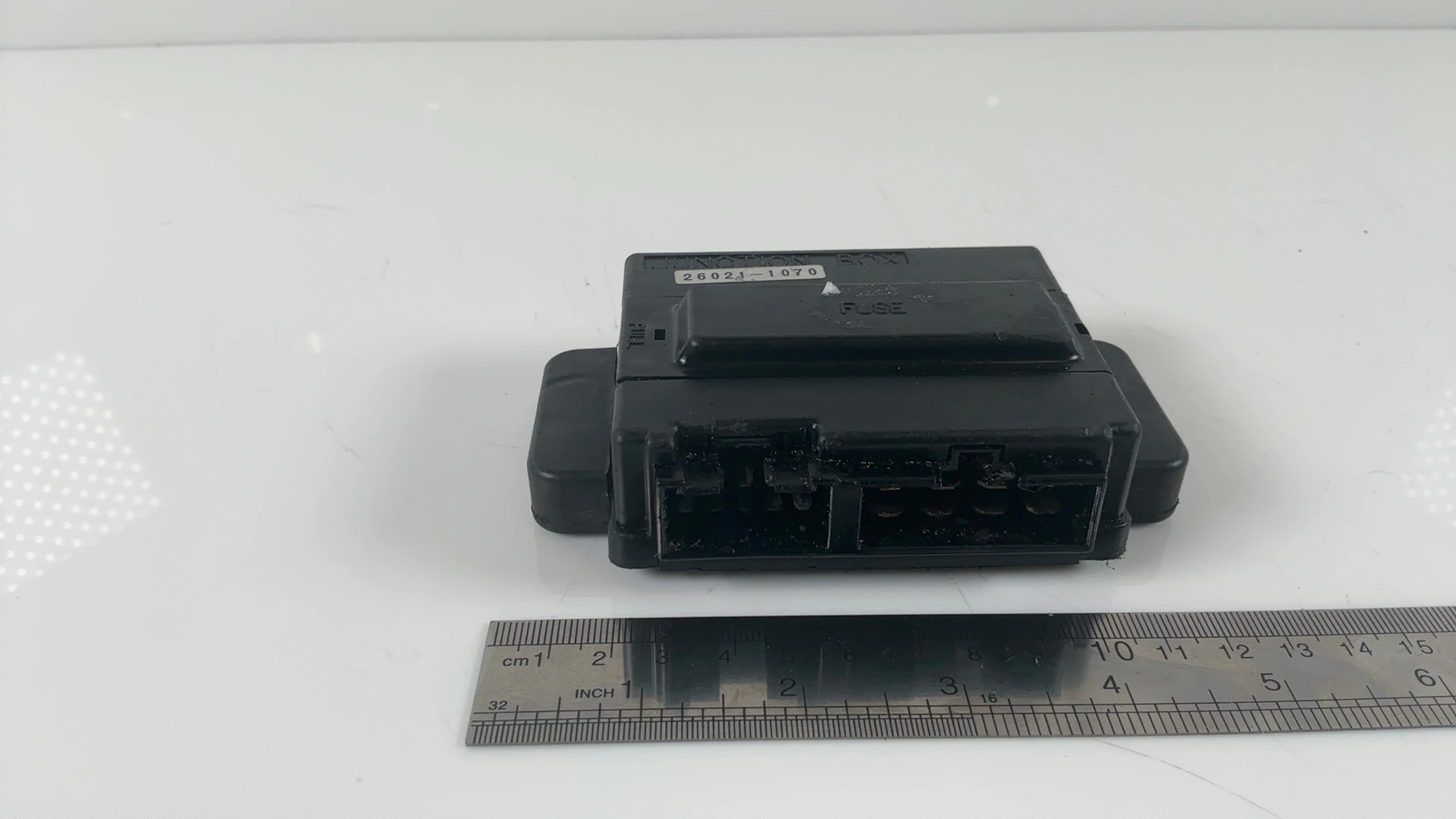 Kawasaki ZZR 1100 ZX1100 C 1100cc Fuse Junction Box 1990-1992 OEM 26021-1070 - Image 3