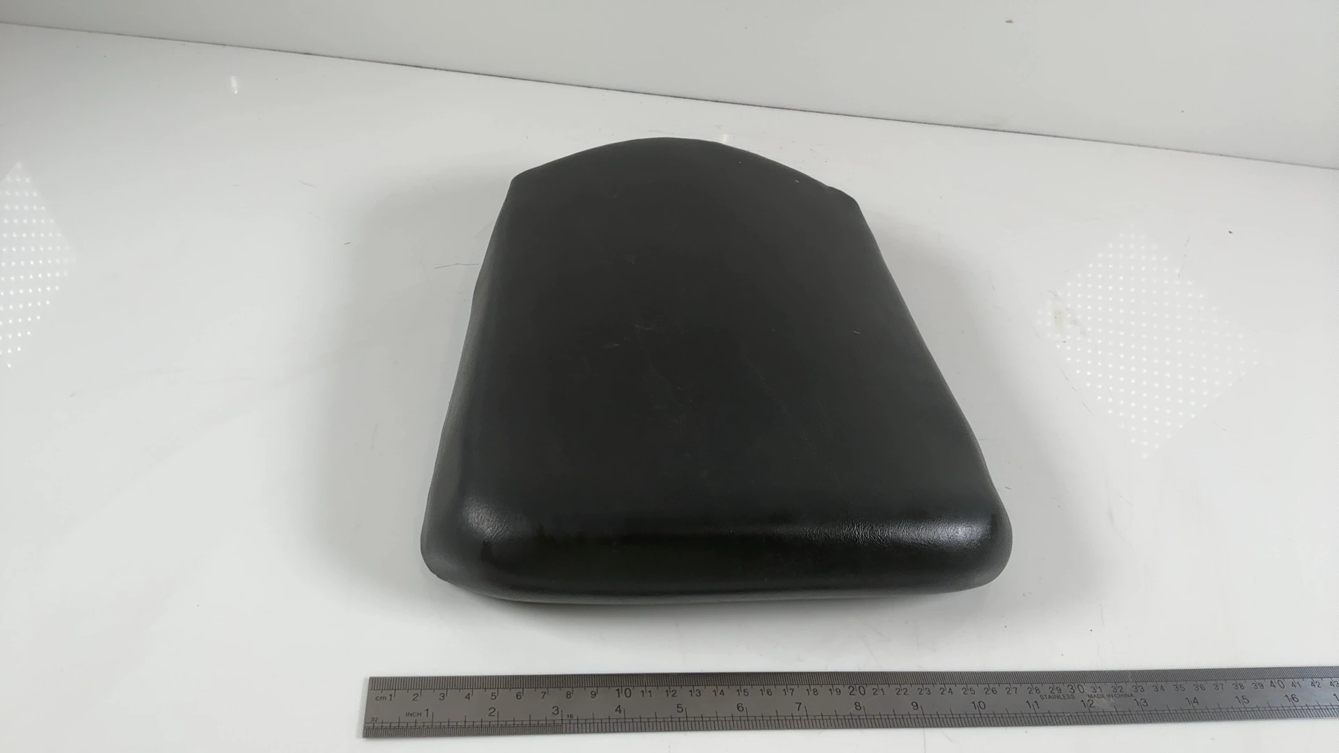 Hyosung GT650 Comet GT650R 650cc Rear Passenger Seat 2007 2008 OEM 45200H99700 - Image 5