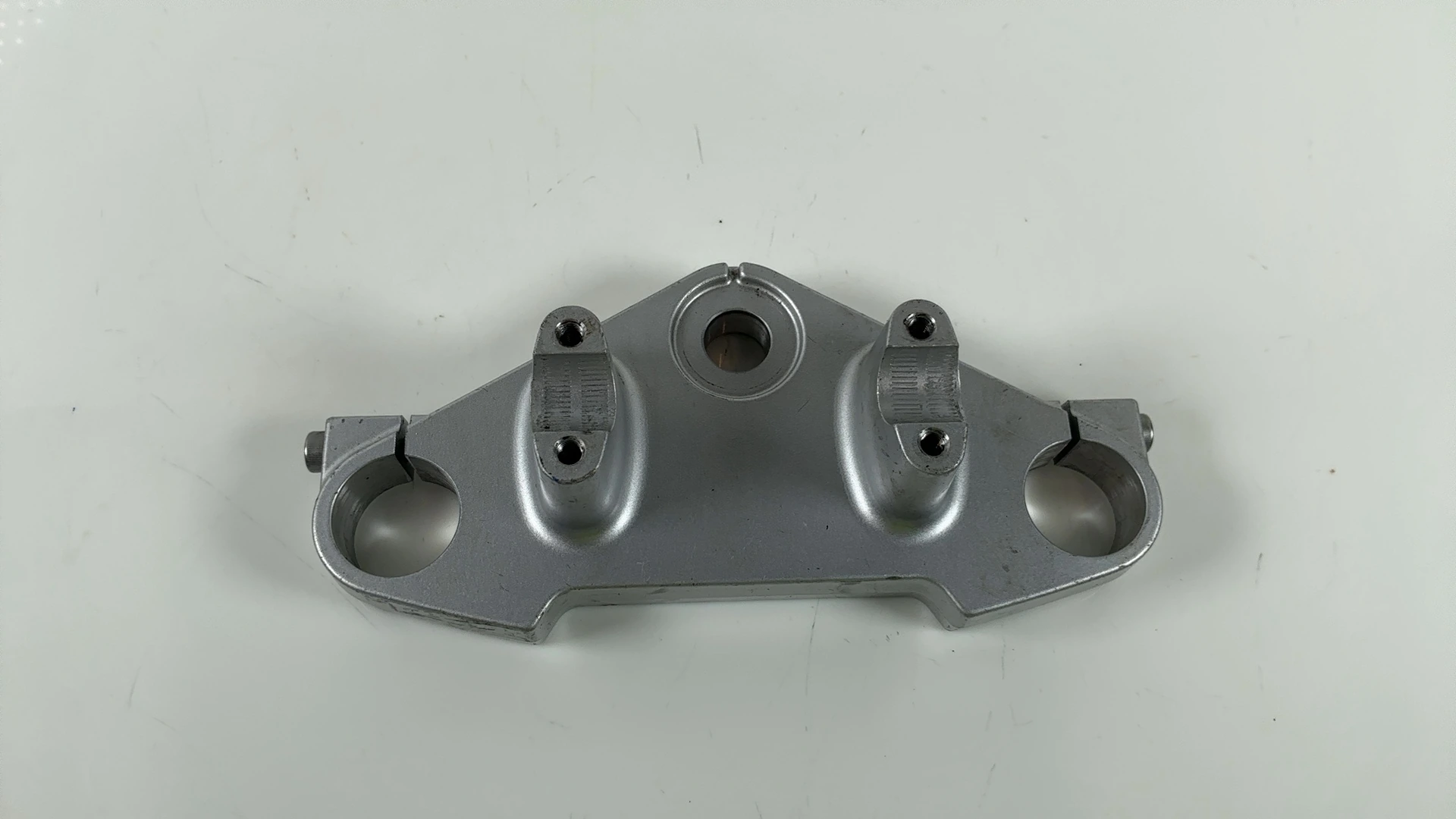 Suzuki Intruder VL125 VL Upper Fork Triple Clamp Bridge 2001-07 OEM 51311-05E00 - Image 2