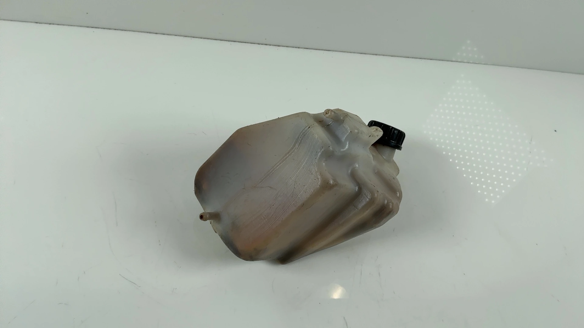 Kawasaki Ninja GPZ900R ZX900A 908cc Coolant Overflow Tank 1984-03 OEM 43078-1053 - Image 5