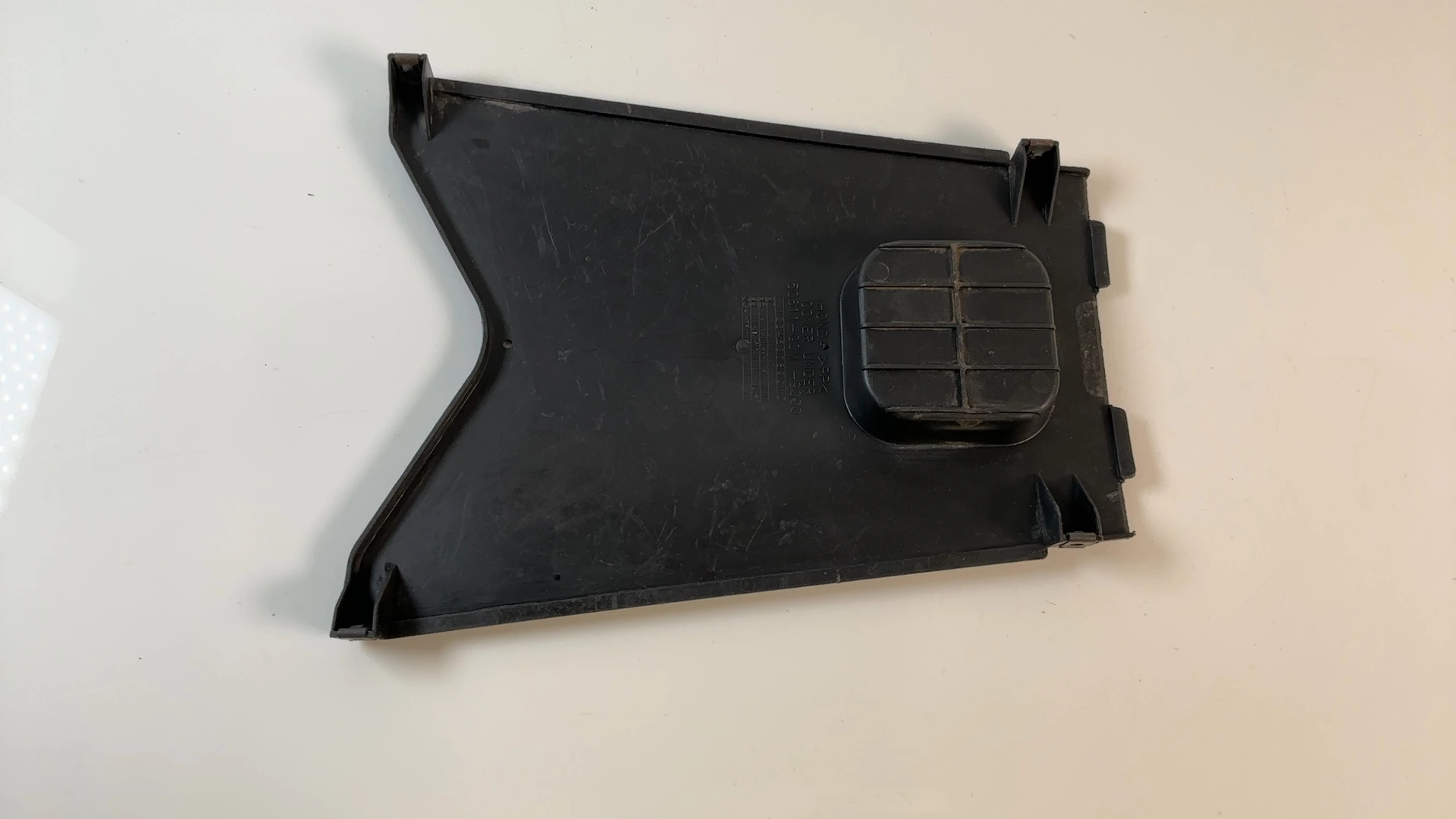 Honda X8R SZX 50 Underbody Rocker Cover Panel 1998-2001 OEM 50611-GCM-9000 - Image 2
