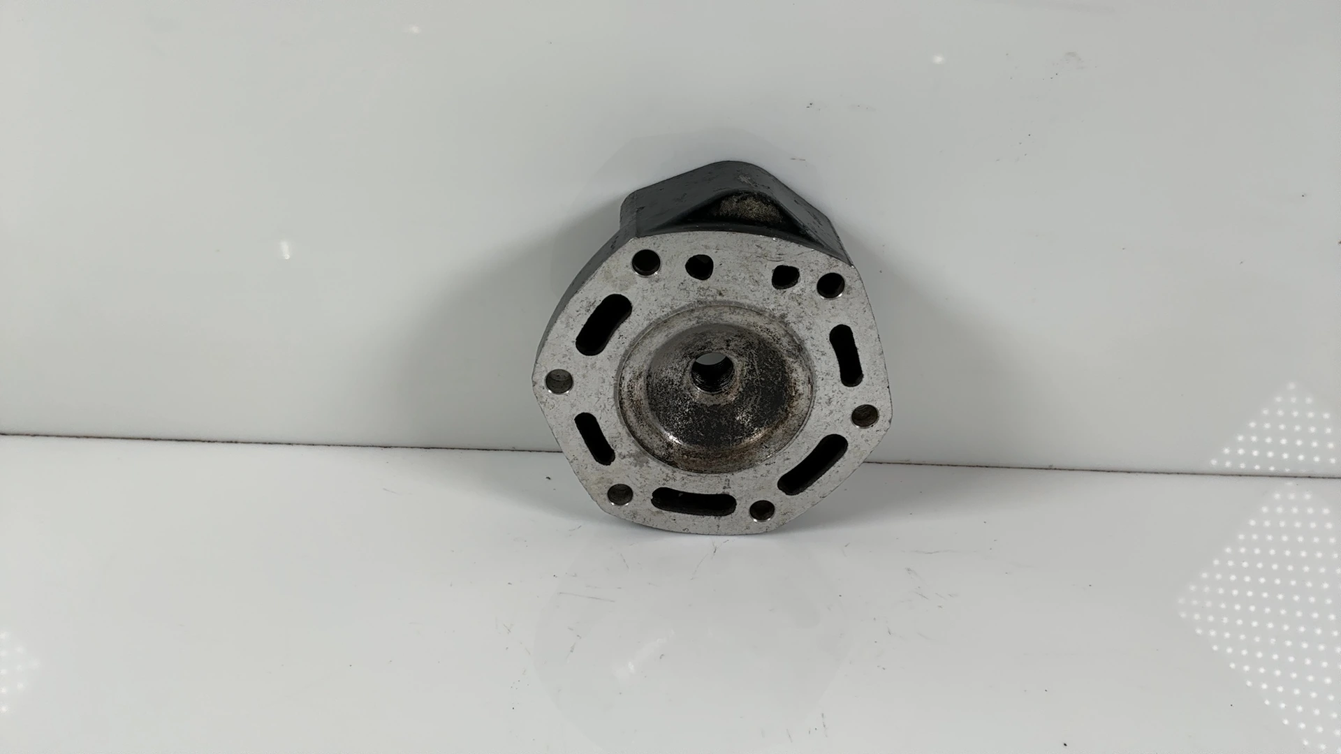 Honda NSR 125 JC22 125cc Cylinder Head 1993-2001 OEM 12201-KBS-900 - Image 2