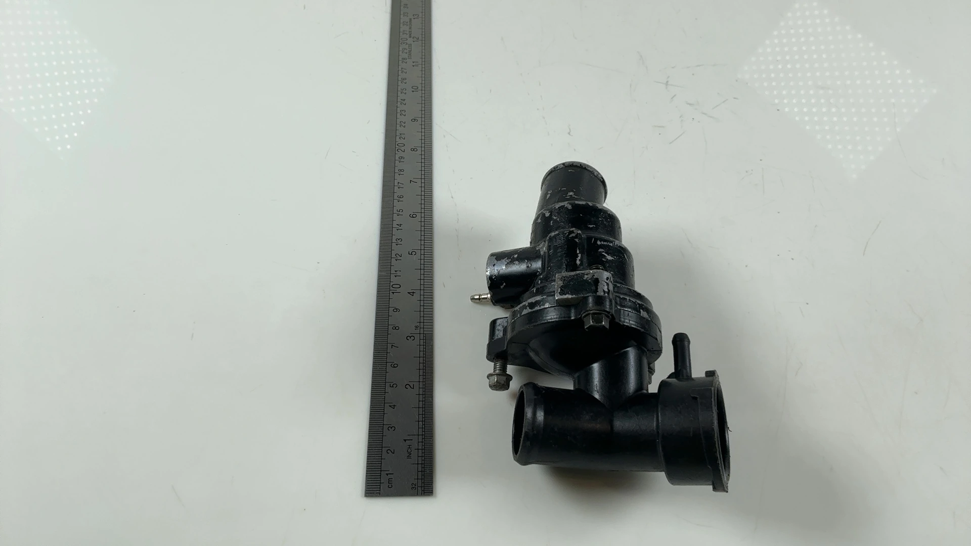 Yamaha FZR1000 Genesis 2LA 1000cc Thermostat Housing 1987-88 OEM 1AE-12417-02-00 - Image 4