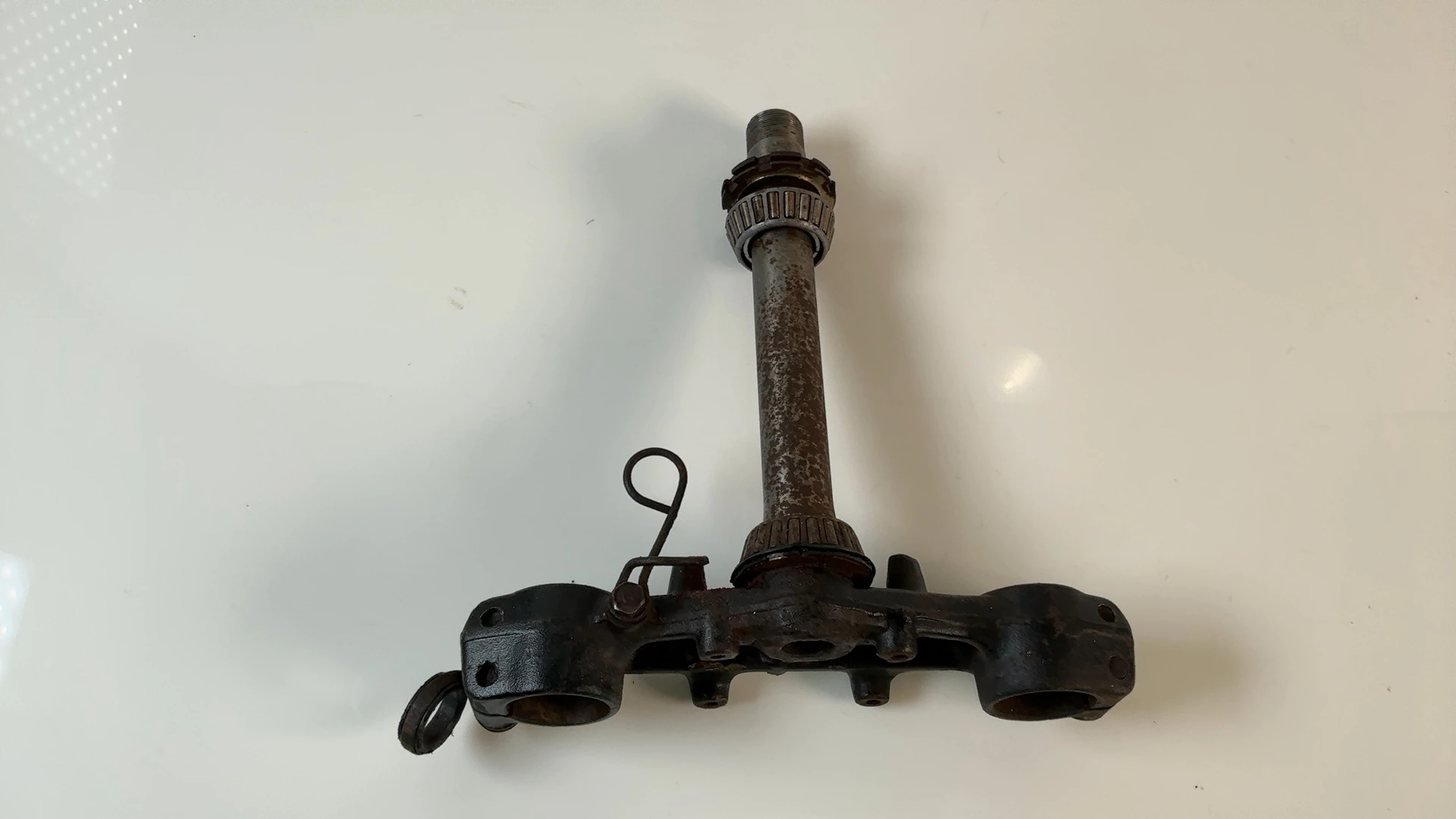 Honda XL125R XL200R 125 200 Lower Fork Bridge Yoke 1982-1984 OEM 53200-KB9-000 - Image 2