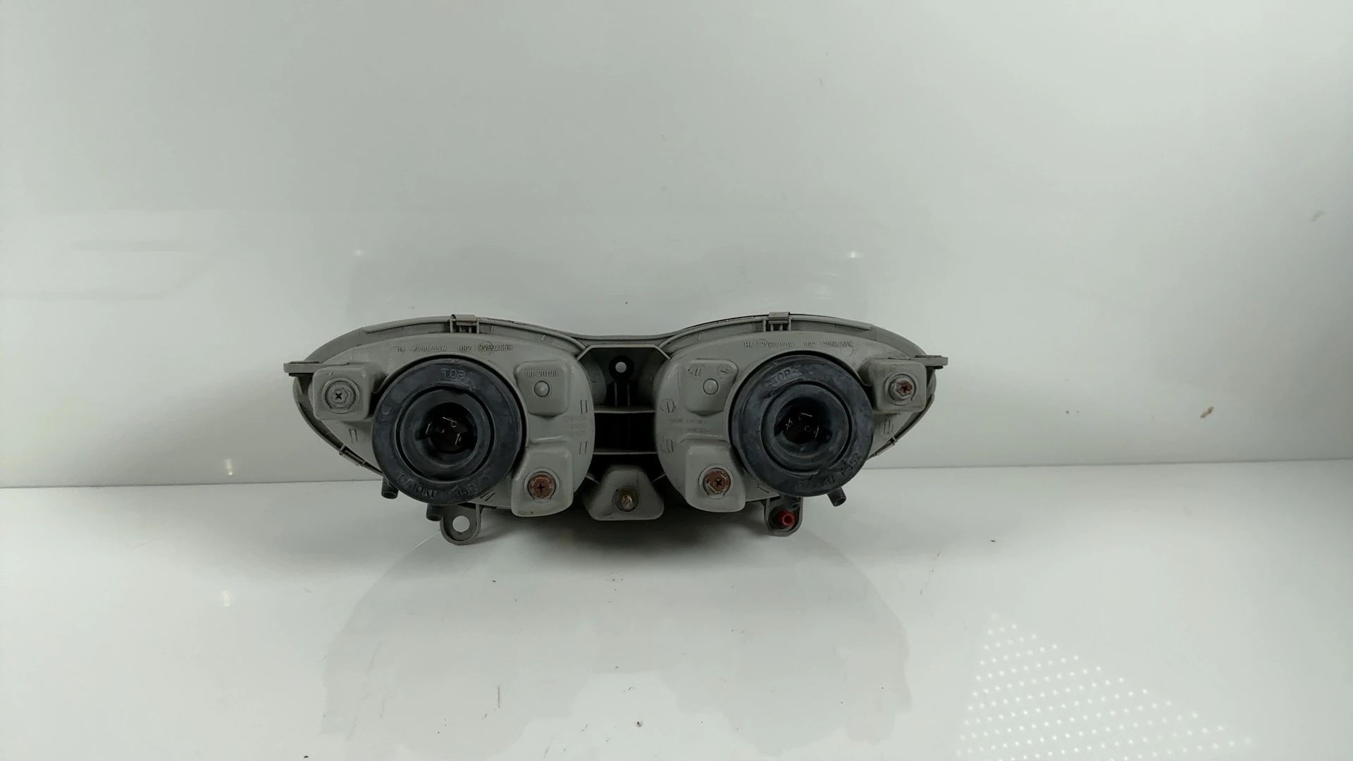 Triumph Sprint RS ST 955cc Front Headlight 1999-2004 OEM T2705185 - Image 7