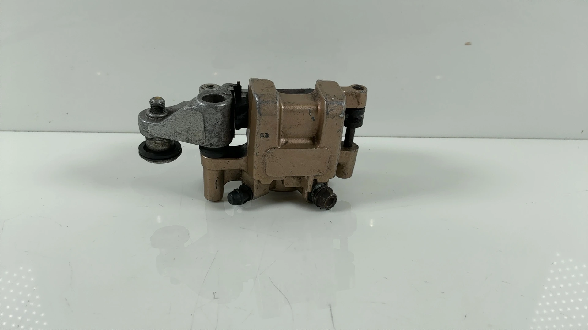 Honda VFR400 NC24 400cc Rear Brake Caliper 1987-1989 OEM 43100-NC24-006 - Image 7