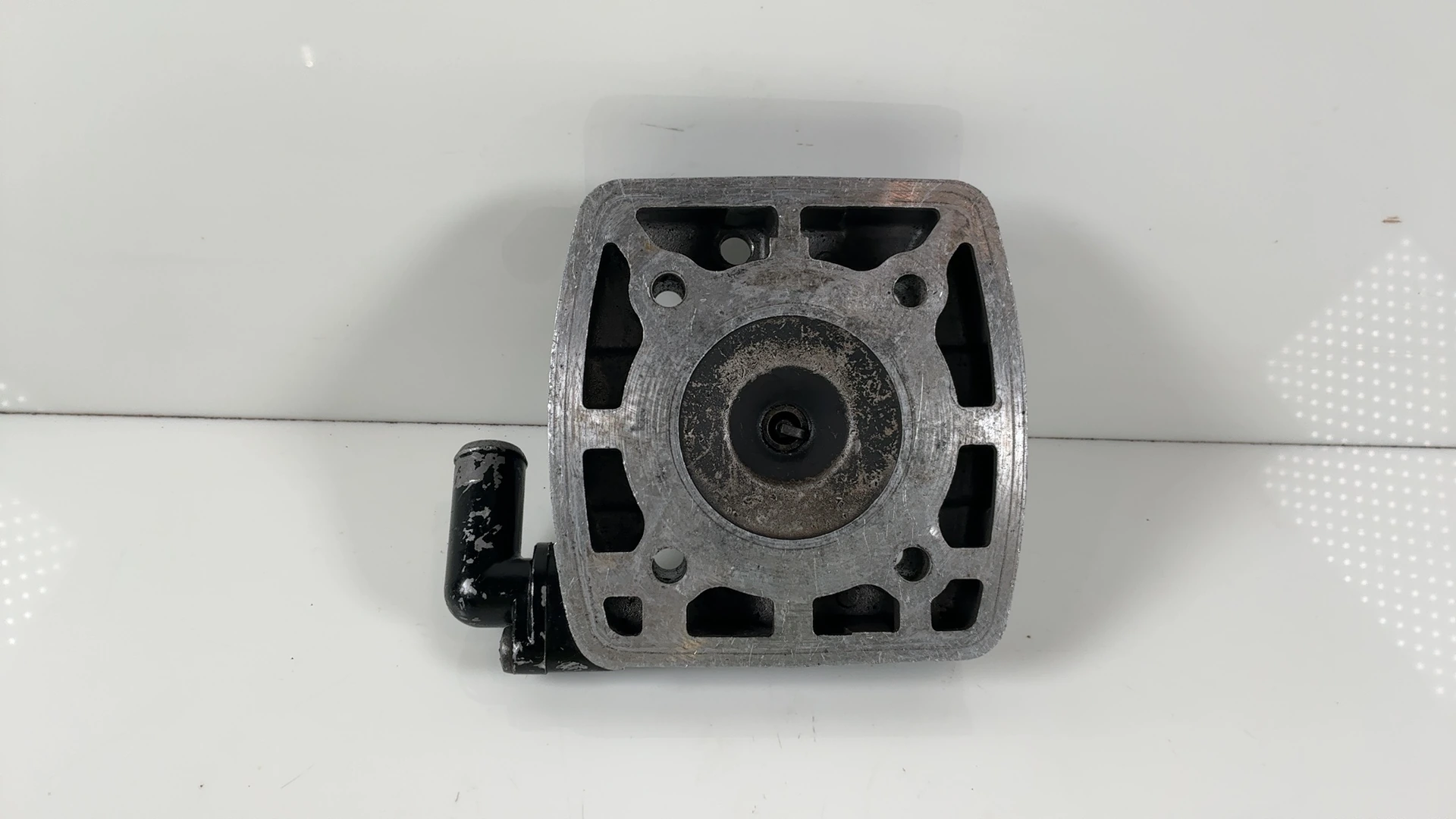 Yamaha DT125LC 10V 125cc Cylinder Head 1982-1985 OEM 10V-11111-00-00 - Image 2