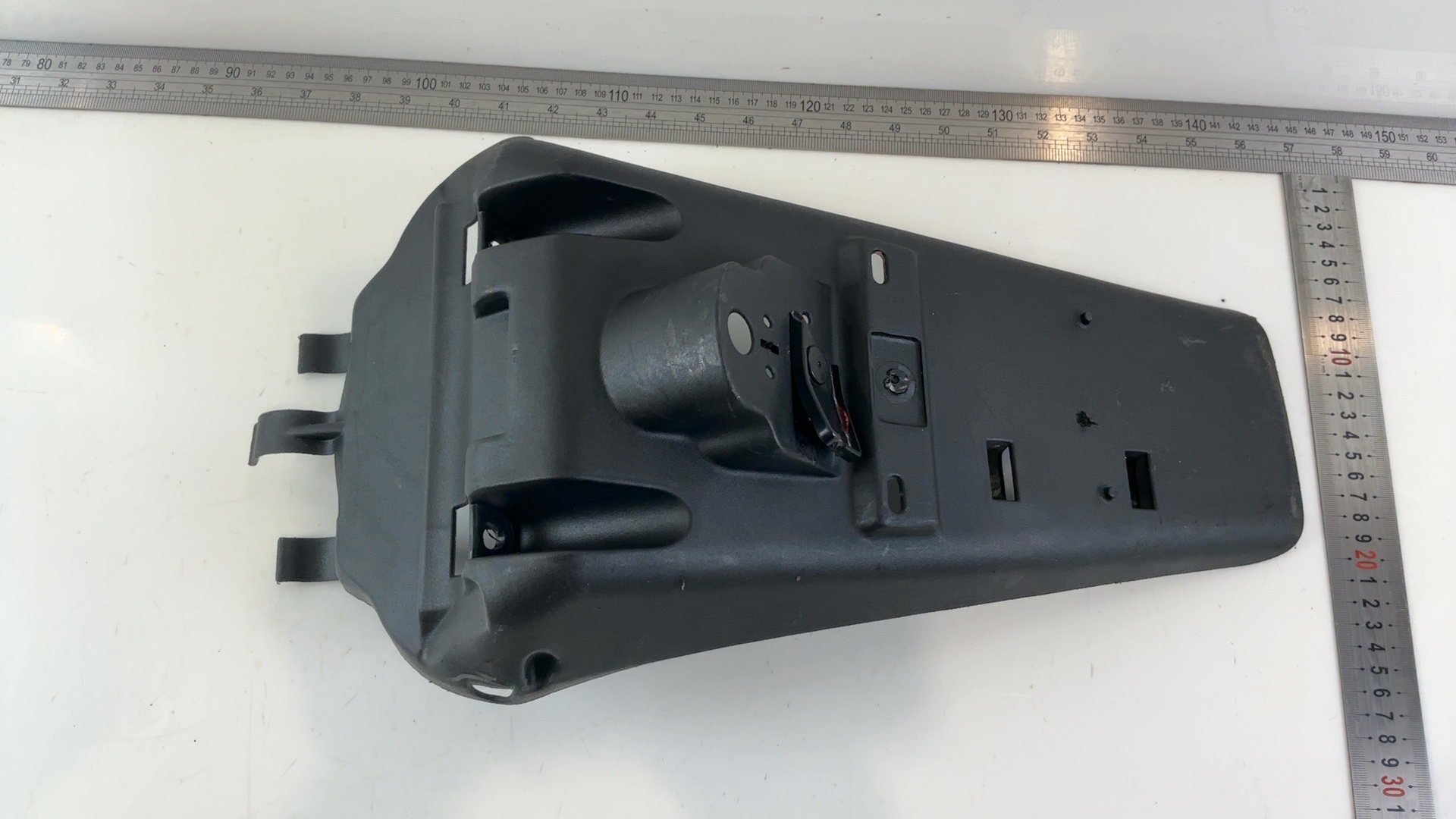 Yamaha Majesty YP125 Rear Fender License Plate Bracket 1998-2009 5DS-F1685-00 - Image 3