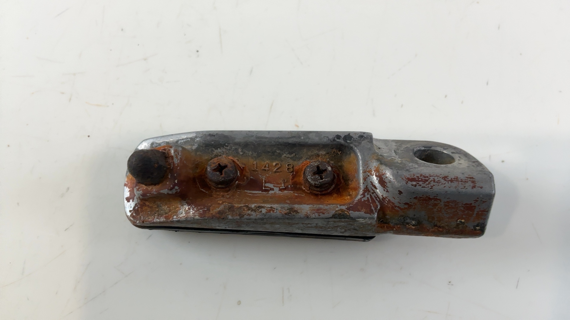 Kawasaki Ninja ZX9R ZX900 900cc Front Left Foot Rest Peg 1999-03 OEM 34028-1428 - Image 3