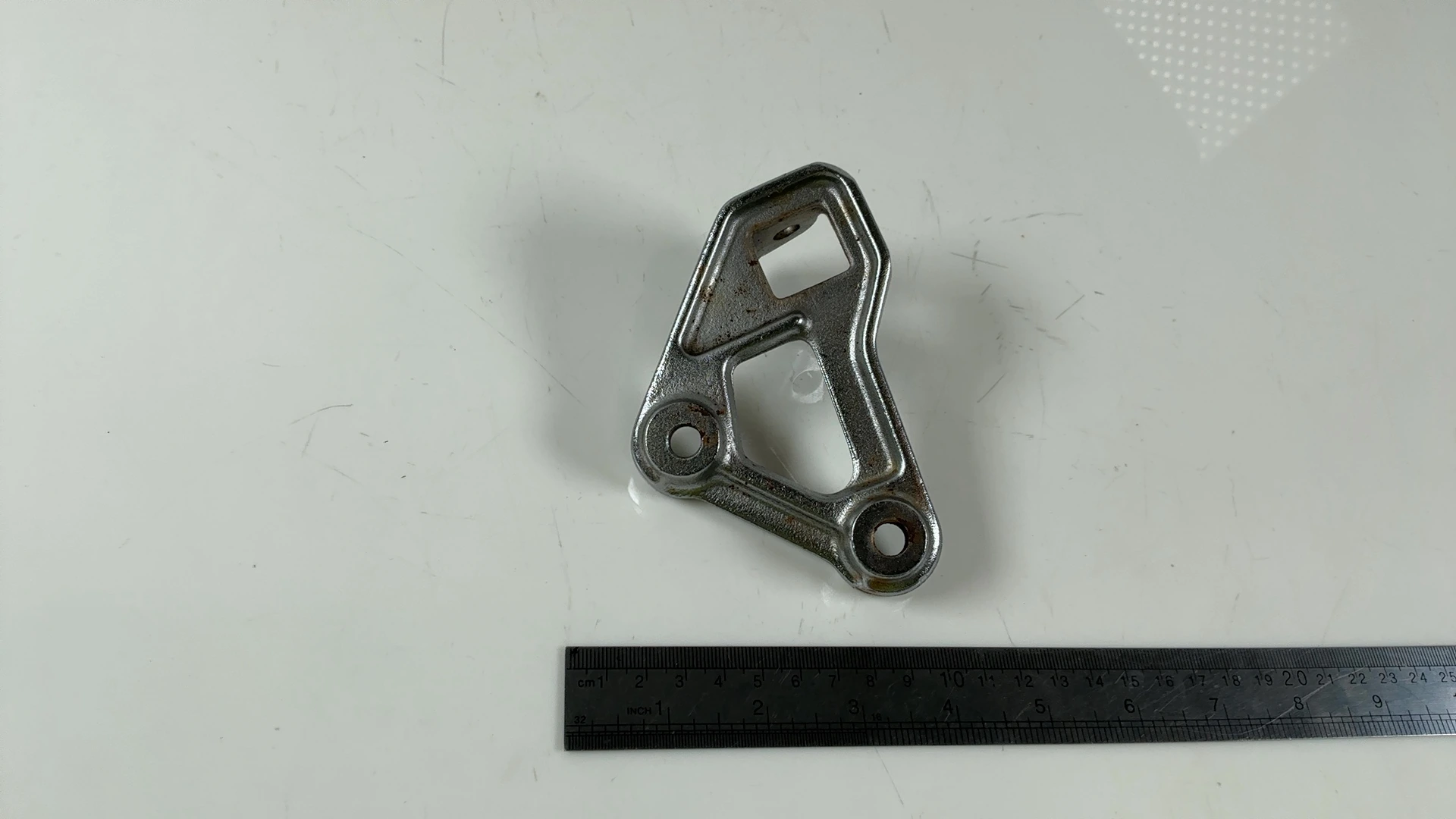 Honda V45 Magna VF750C Front Left Footrest Peg Mount Bracket 1982-84 50645-MB1-0 - Image 5