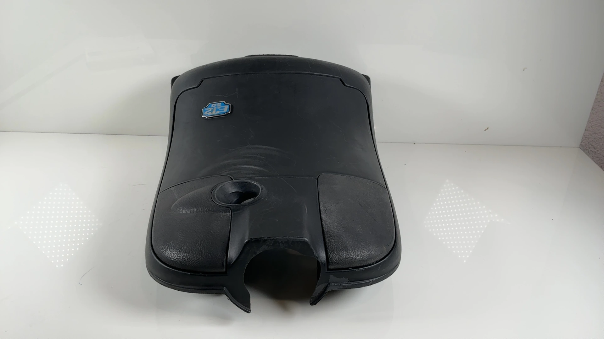 Vespa ET2 50 Inner Leg Shield Trunk Glove Box Door 1996-2004 OEM 57542500M2 - Image 3