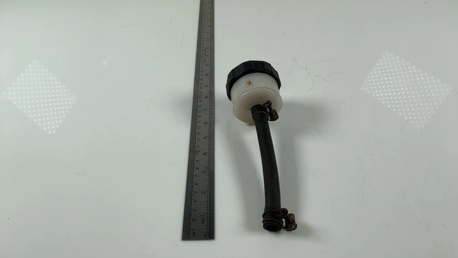 Suzuki GS550 GS550E GS550L 550cc Rear Brake Reservoir 1977-1982 OEM 69740-470V0 - Image 4