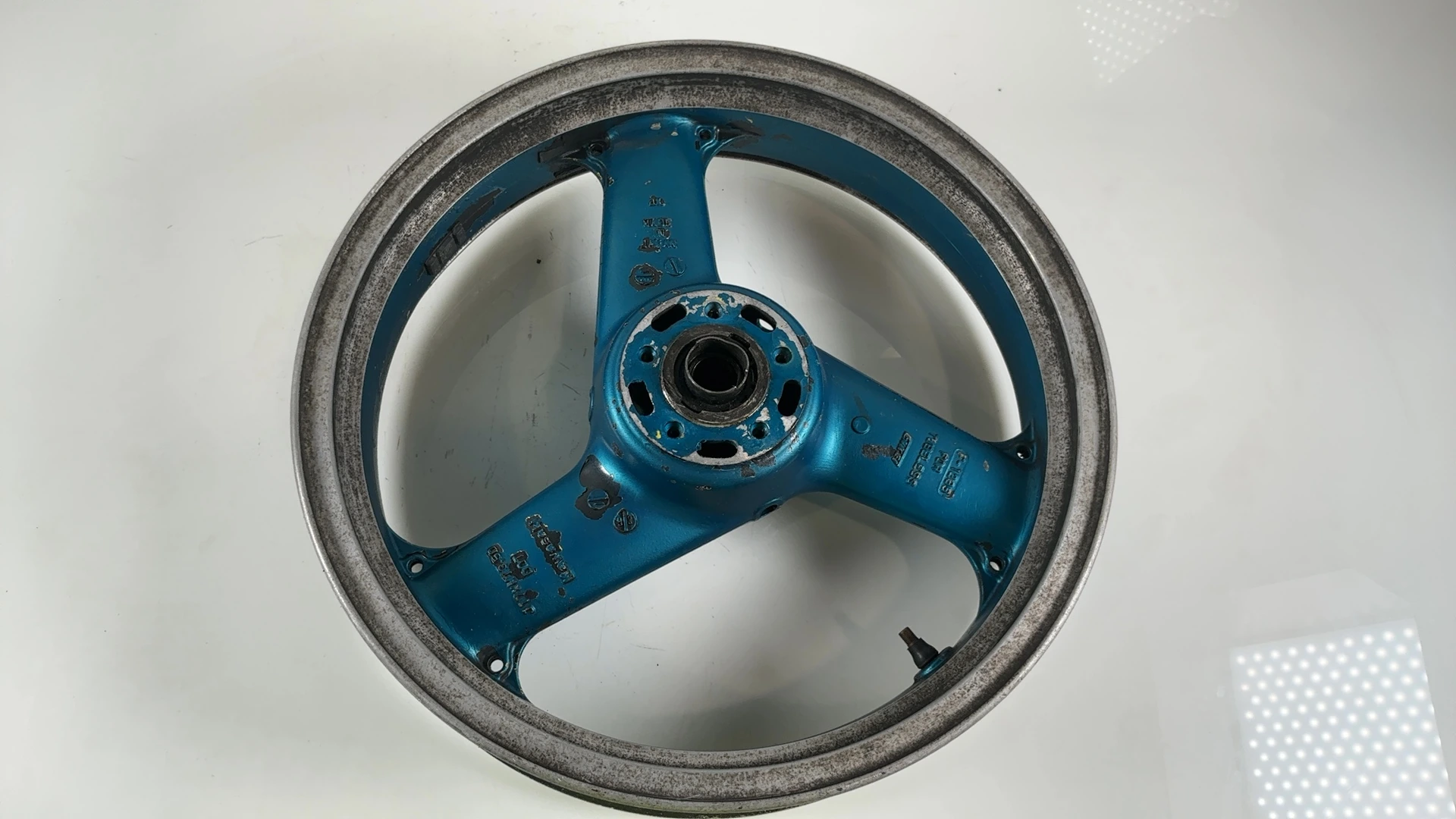 Kawasaki Ninja ZX-7R ZX750P 750cc Front Wheel Rim 1996-2003 OEM 41073-1496 - Image 12