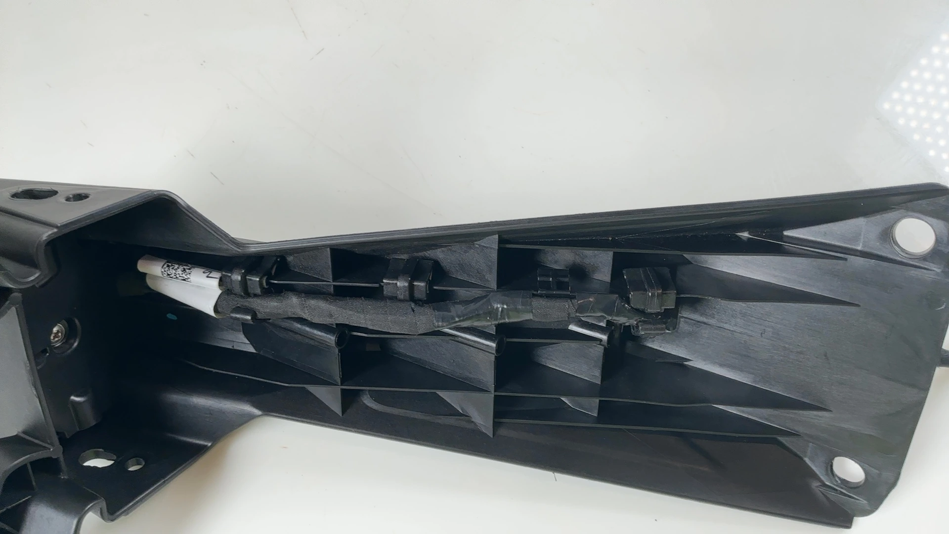 Aprilia RS 660 RSV4 Tuono Rear Fender Plate Holder 2020-2026 OEM 2B006649 - Image 9