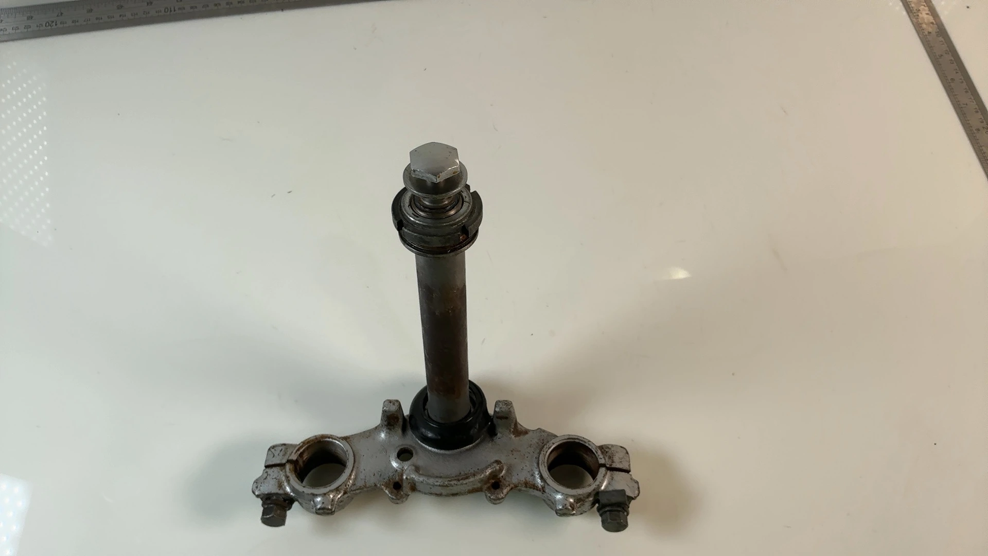 Suzuki TS50X SA11A 49cc Lower Triple Tree Stem Clamp 1984-2000 OEM 51352-48000