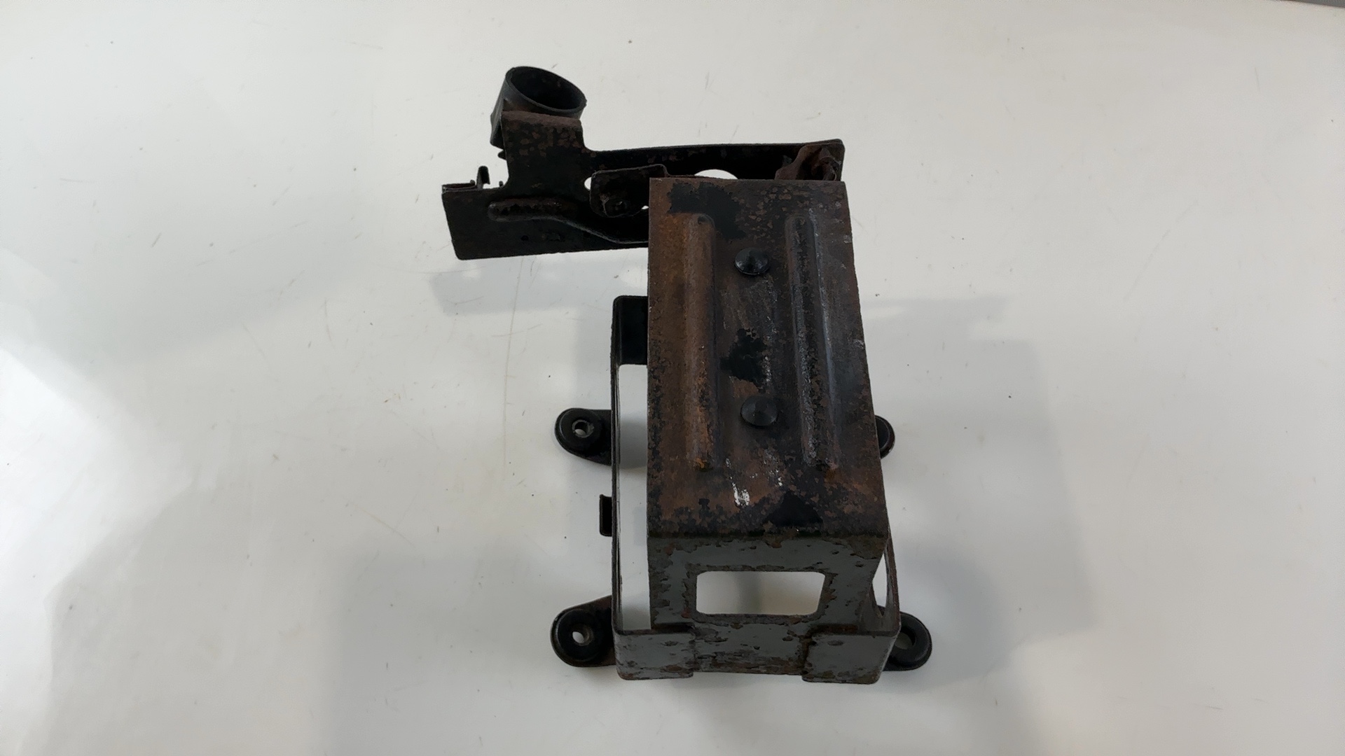 Kawasaki KZ250 CSR D1 D2 250 CC Battery Box Holder Case 1980 1984 OEM 32097-1014 - Image 6
