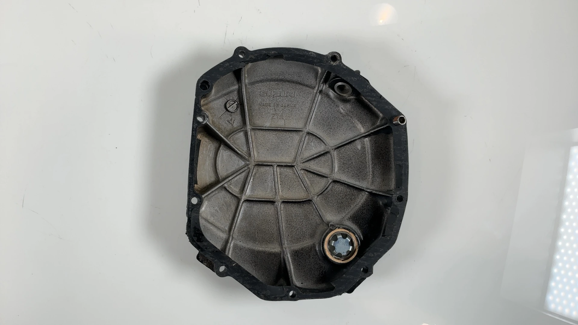 Suzuki Katana GSX750F 750cc Clutch Cover 1988-1992 OEM 11340-27A00 - Image 9