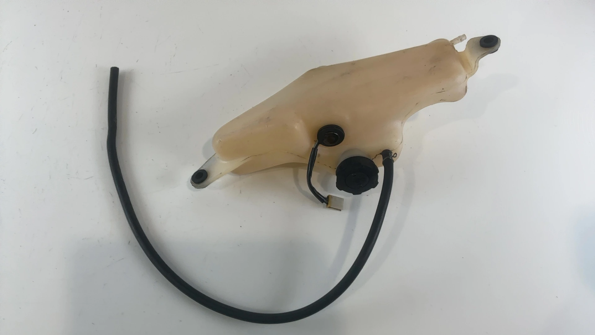 Yamaha TZR125 2RK 125 CC 2-Stroke Oil Tank Reservoir 1987-1992 OEM 2RH-21751-00 - Image 1