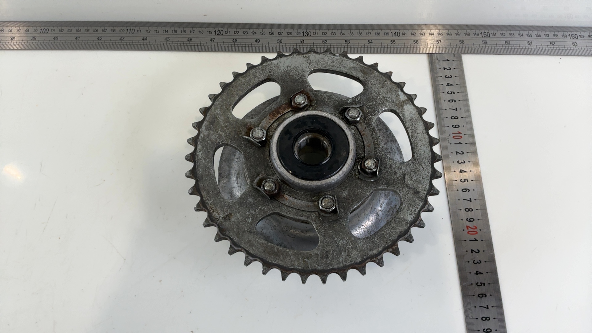 Suzuki GSX 750 ES GR72A 750cc Rear Sprocket Carrier Hub 1983-86 OEM 64611-31001 - Image 4