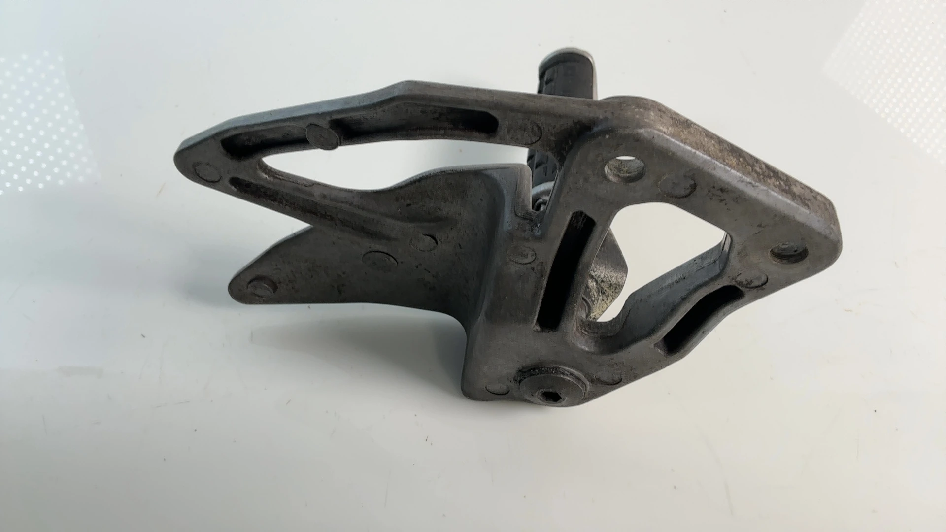 Kawasaki ZXR400 Ninja ZX400L Right Front Footrest Bracket 1991-99 OEM 35011-1564 - Image 2