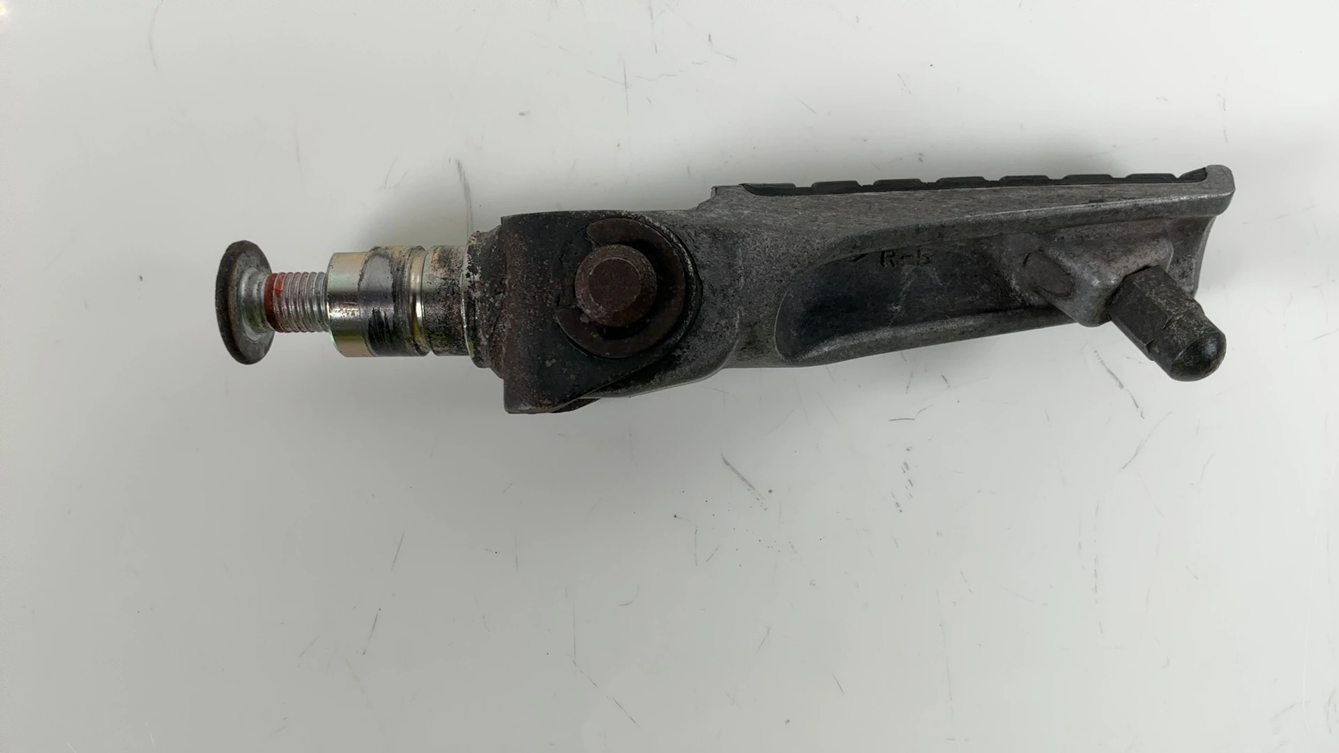 Kawasaki Ninja ZX600F 600cc Front Right Footrest Peg 1995-1997 OEM 34028-1335 - Image 9