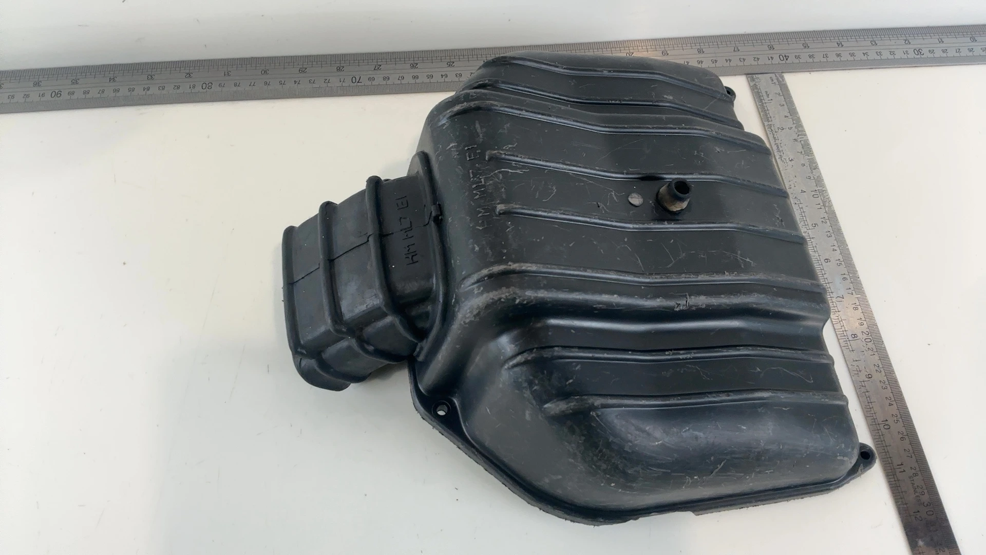 Honda VFR750F Interceptor RC36 750cc Air Box Cover 1990-1993 OEM 17231-ML7-000 - Image 3