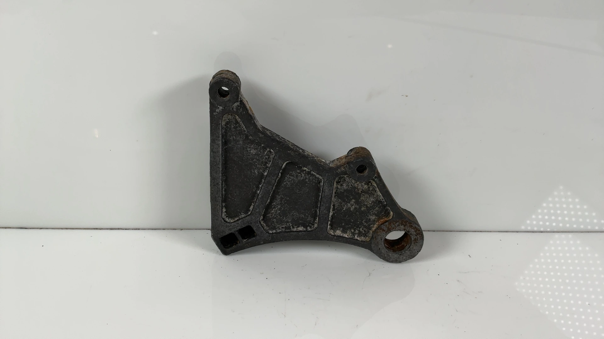 Honda NSR125 JC20 125cc Rear Brake Caliper Bracket 1988-1994 OEM 43110-KY4-003 - Image 1