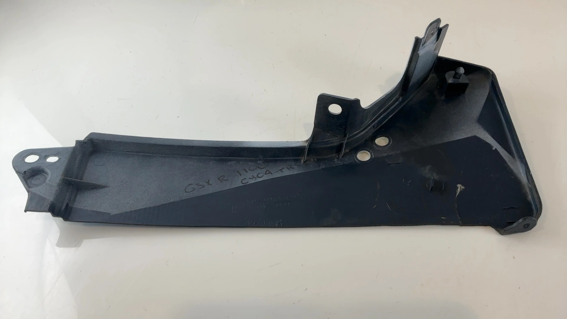 Suzuki GSX-R1100 GSXR 1100 1100CC Right Tail Fairing Cover 1986-1988 45511-27A25 - Image 6