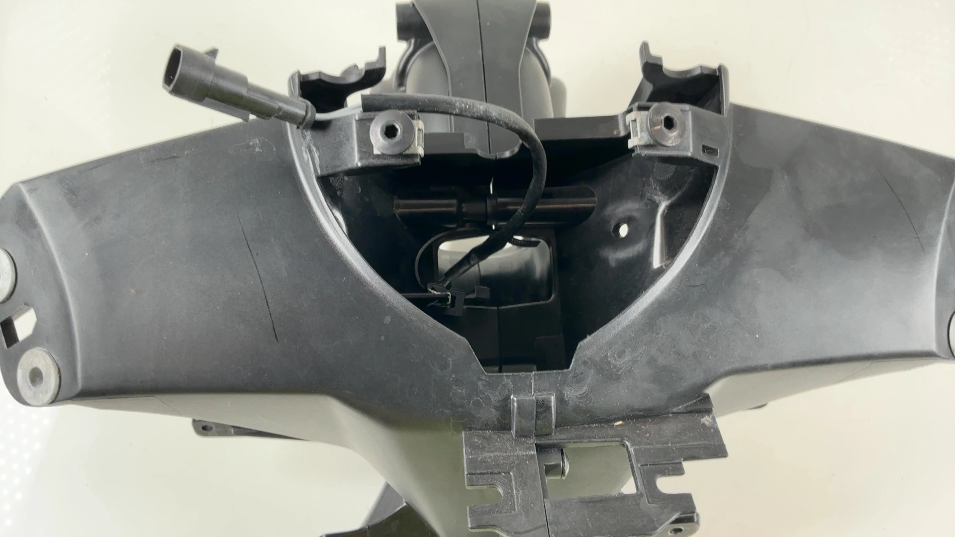 Aprilia RS660 Tuono 660 Headlight Dashboard Support Bracket 2B008949/2B008950 - Image 5