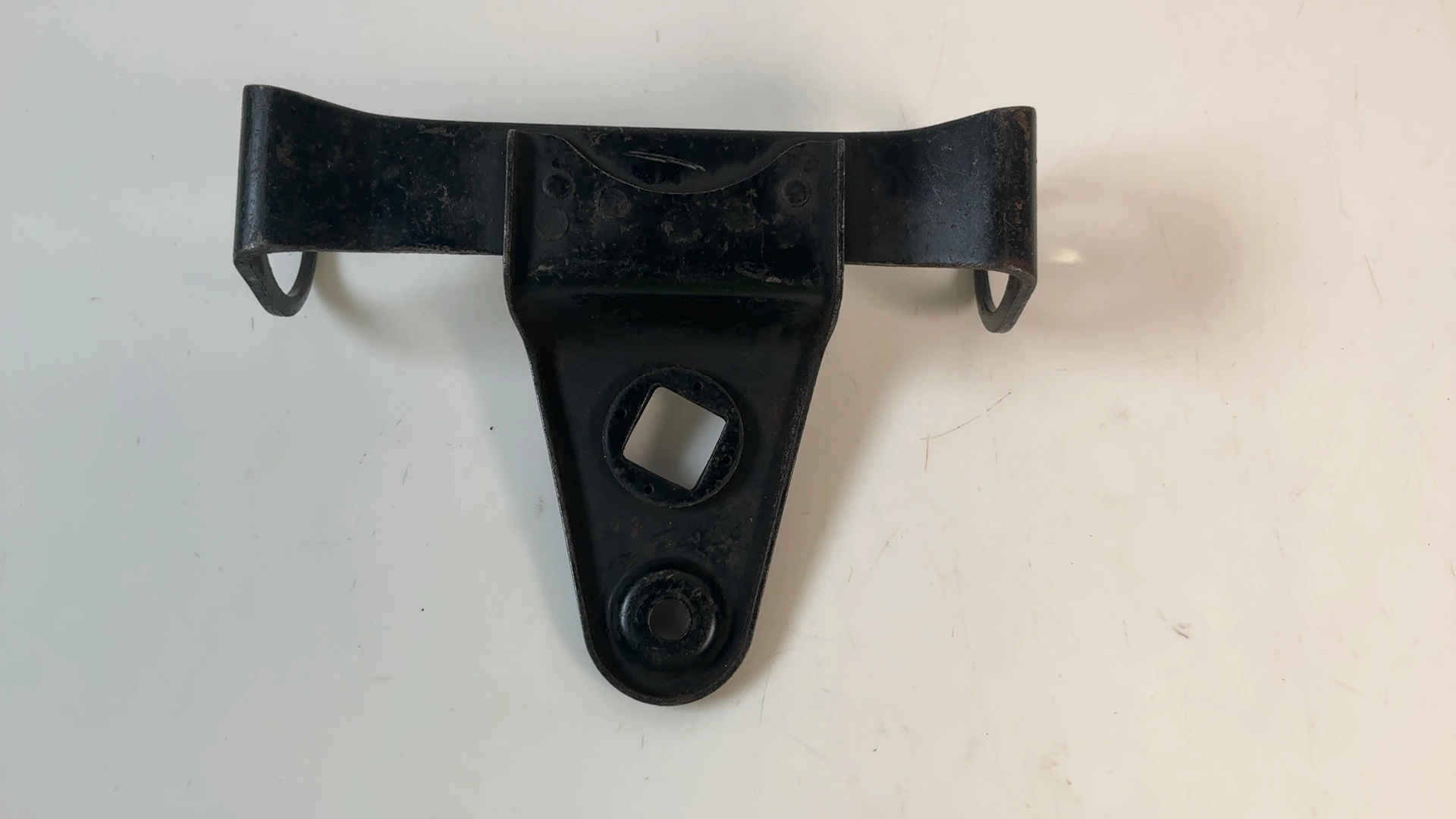 Suzuki GS850G GS850 850cc Headlight Bracket Left 1979-1981 OEM 51540-45100-291 - Image 2