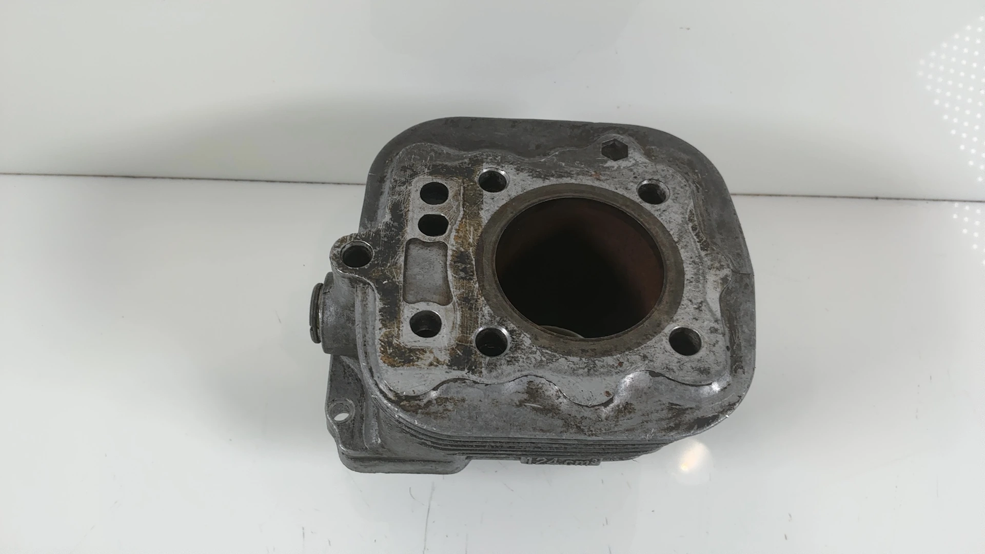 Honda CG125 CG 125 125cc Cylinder Engine Barrel 1975-2008 OEM 12100-397-010 - Image 1