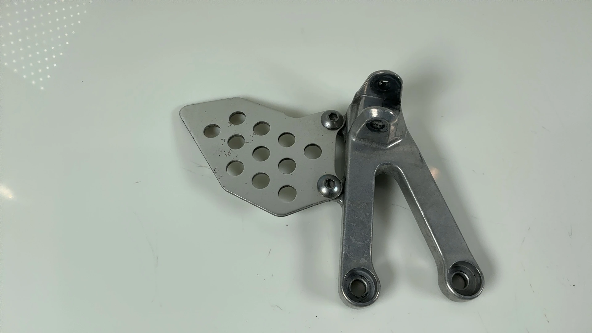 Honda CBR600RR PC37 600cc Front Left Rider Rearset Bracket 2003-06 50700-MEE-D00