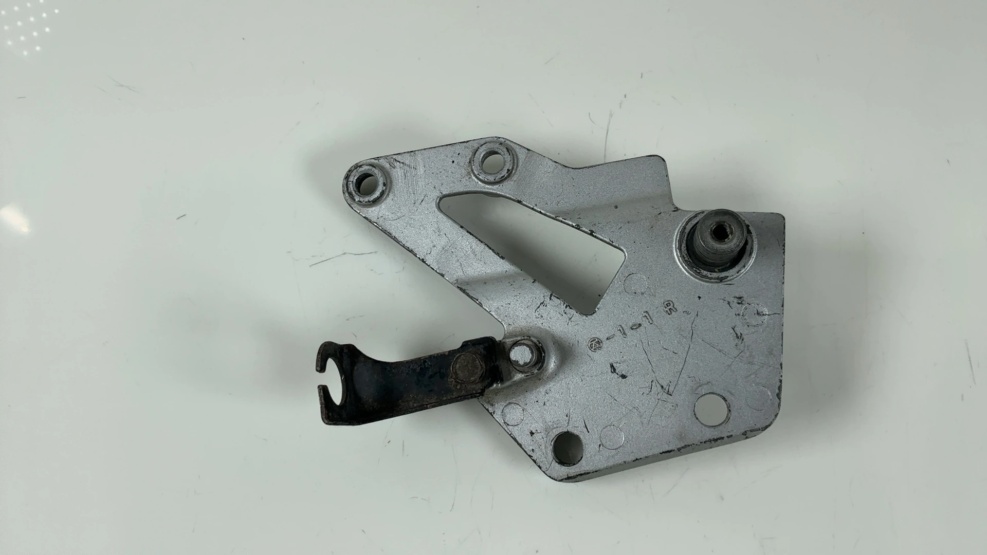 Kawasaki GPX600R Ninja ZX600 600cc Right Footrest Holder 1988-97 OEM 35011-1245 - Image 1