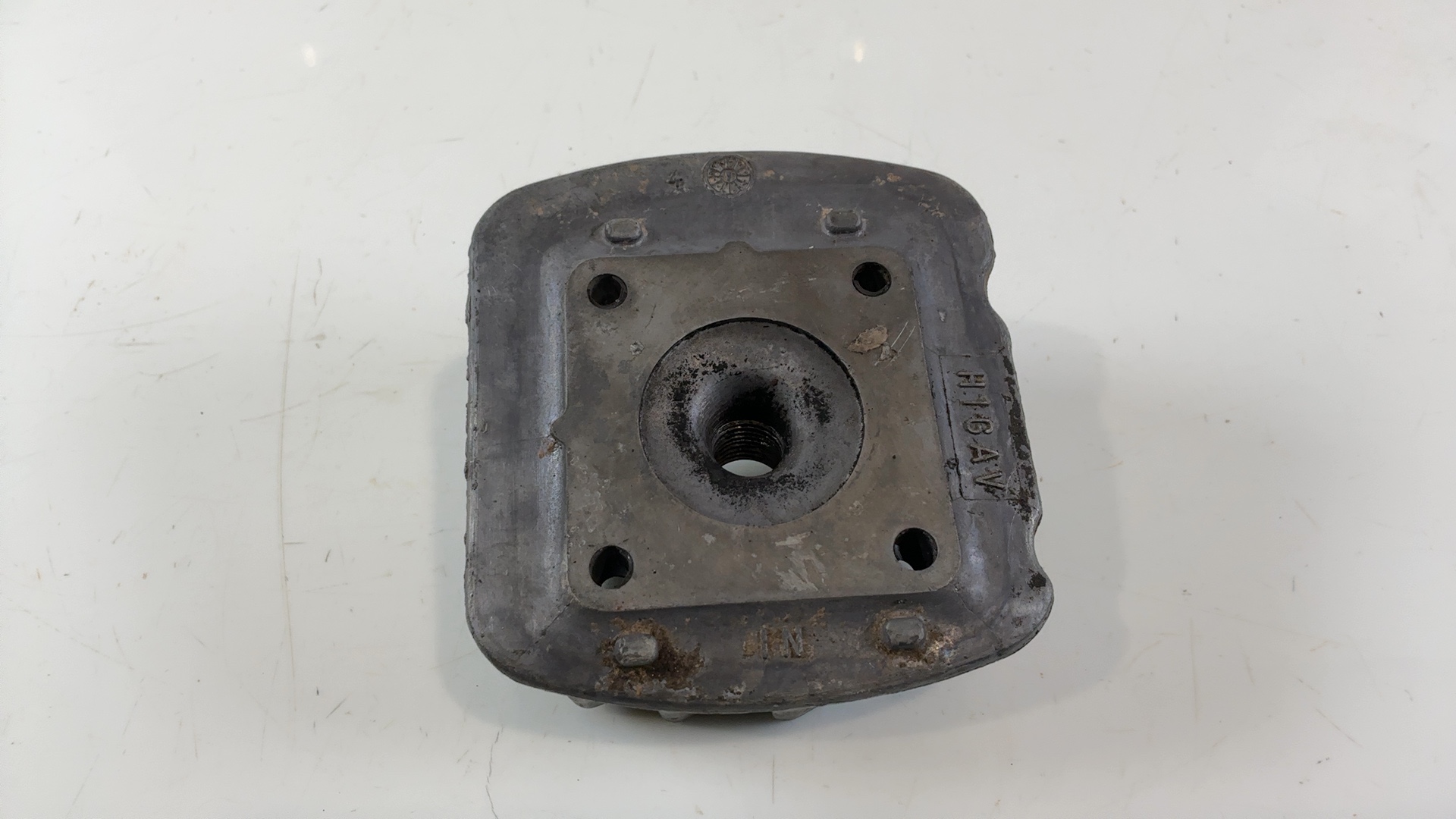 Peugeot Zenith Buxy FB0 50cc Cylinder Head 1994-2002 OEM 722890 - Image 1