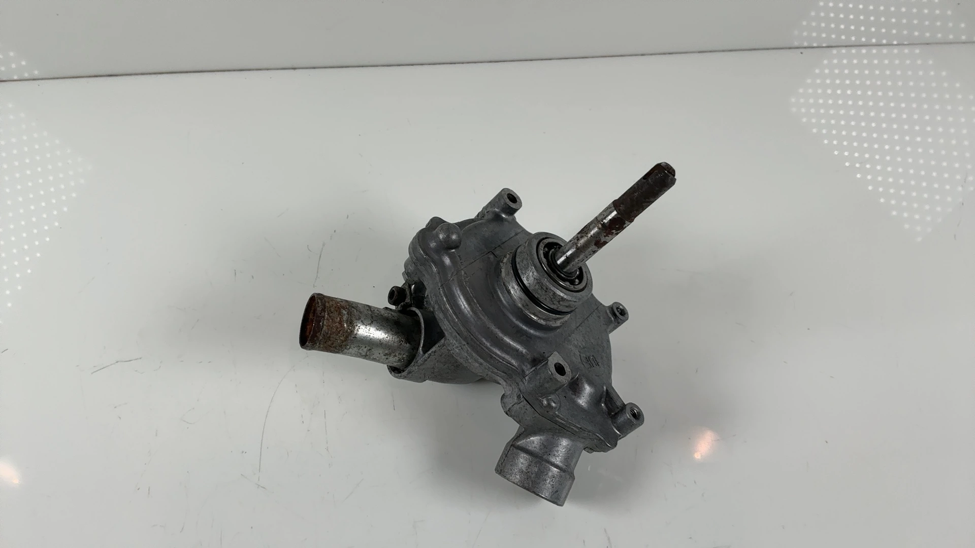 Yamaha FZR 1000 2LA 1000cc Engine Water Pump 1987-1988 OEM 1UF-12450-00 - Image 5