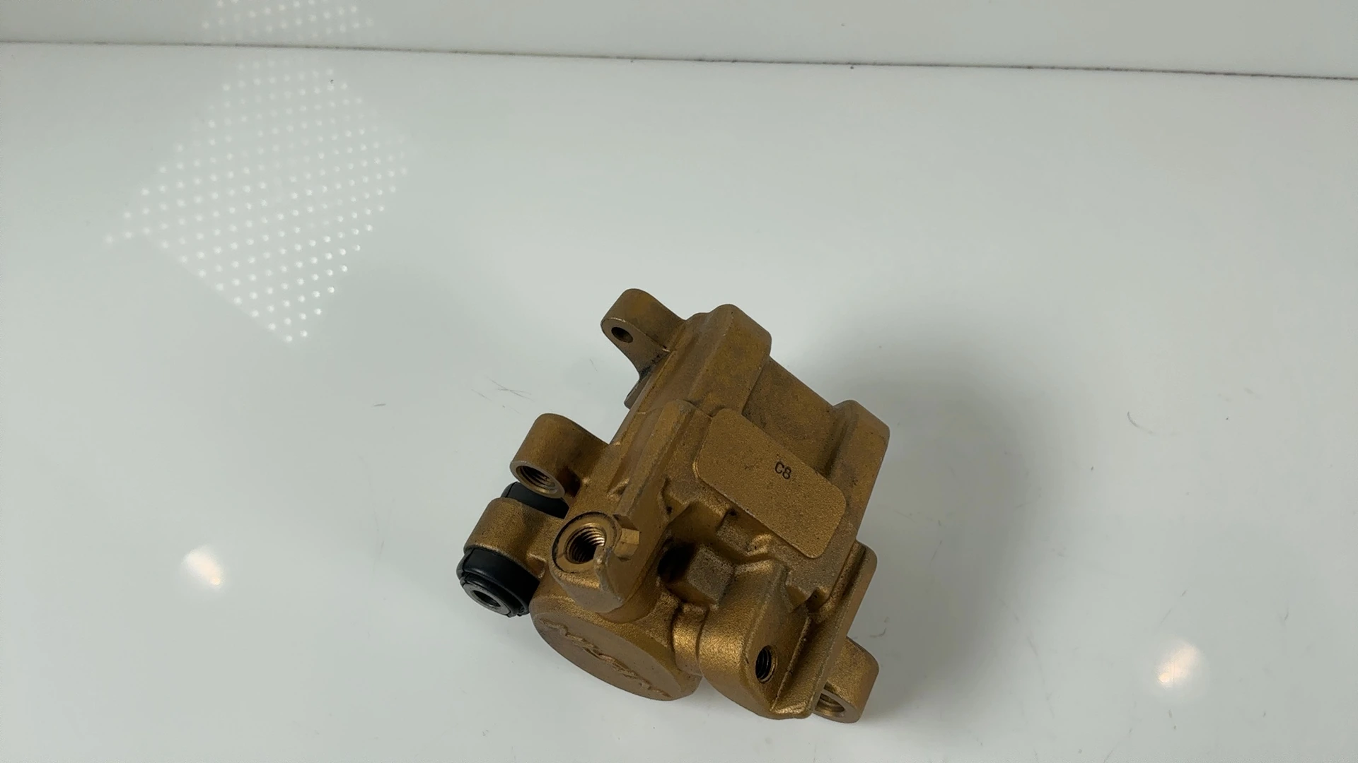 Honda CBR954RR SC50 954cc Rear Brake Caliper 2002 2003 OEM 43150-MCJ-751 - Image 3