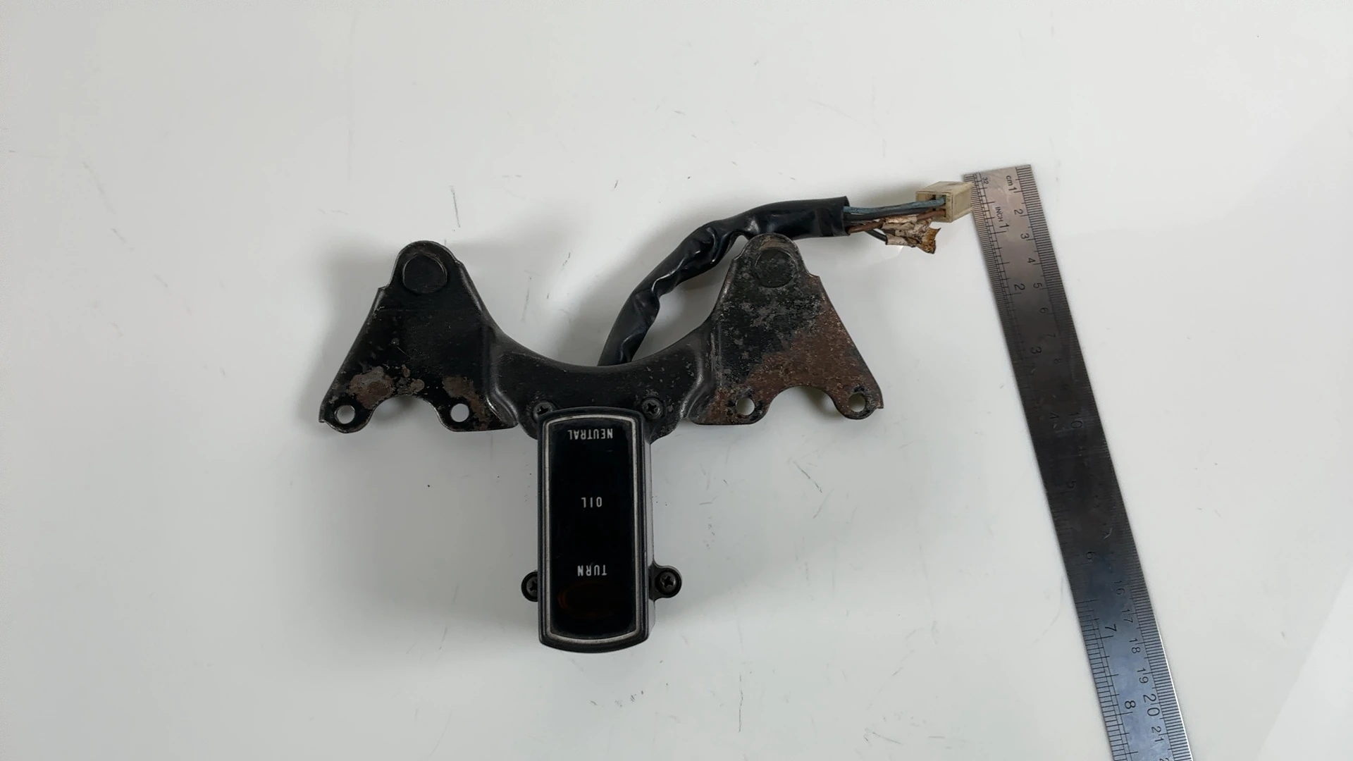 Yamaha XS650 XS400 Special 650cc Indicator Light Bracket 1978-83 2M0-83519-00-00 - Image 7
