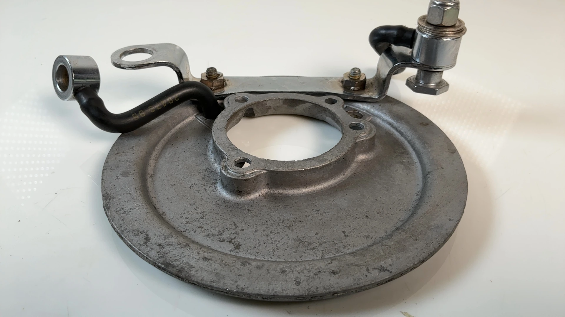 Harley Electra Glide FLHTC 1584 Air Cleaner Backing Plate 2002-07 OEM 29478-05A - Image 6