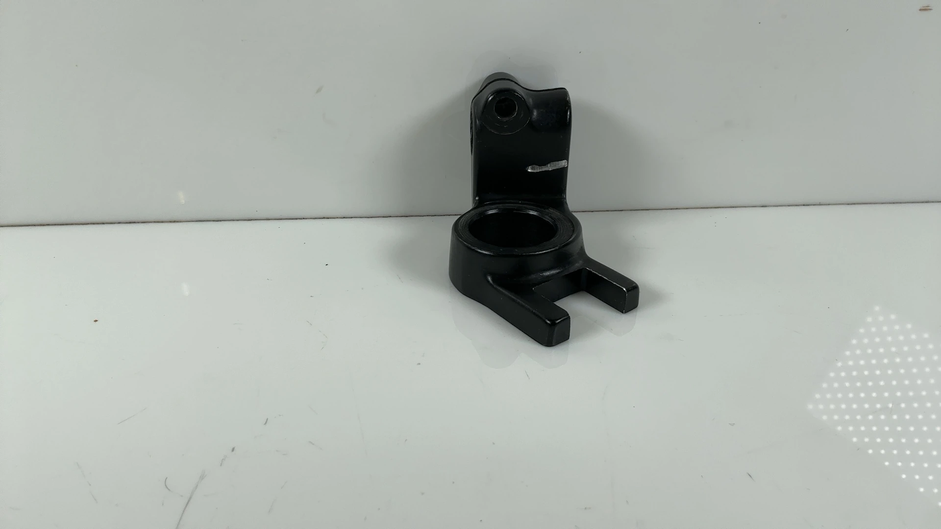 Kawasaki GPZ1100 ZX1100A Left Handlebar Mount Holder Clamp 1983-1985 46012-1037 - Image 1