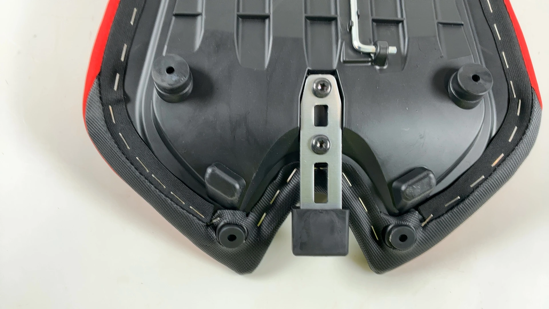 Aprilia RS 660 Tuono 660 660cc Front Rider Seat 2021-2025 OEM 2B006633 - Image 7