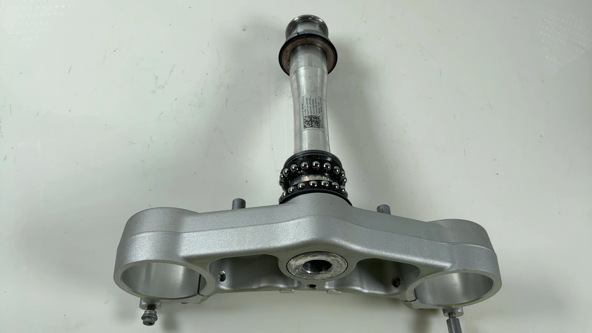 Aprilia RS 660 Tuono 660 Factory 660 Lower Fork Triple Tree 2025-26 OEM 2B012869 - Image 2