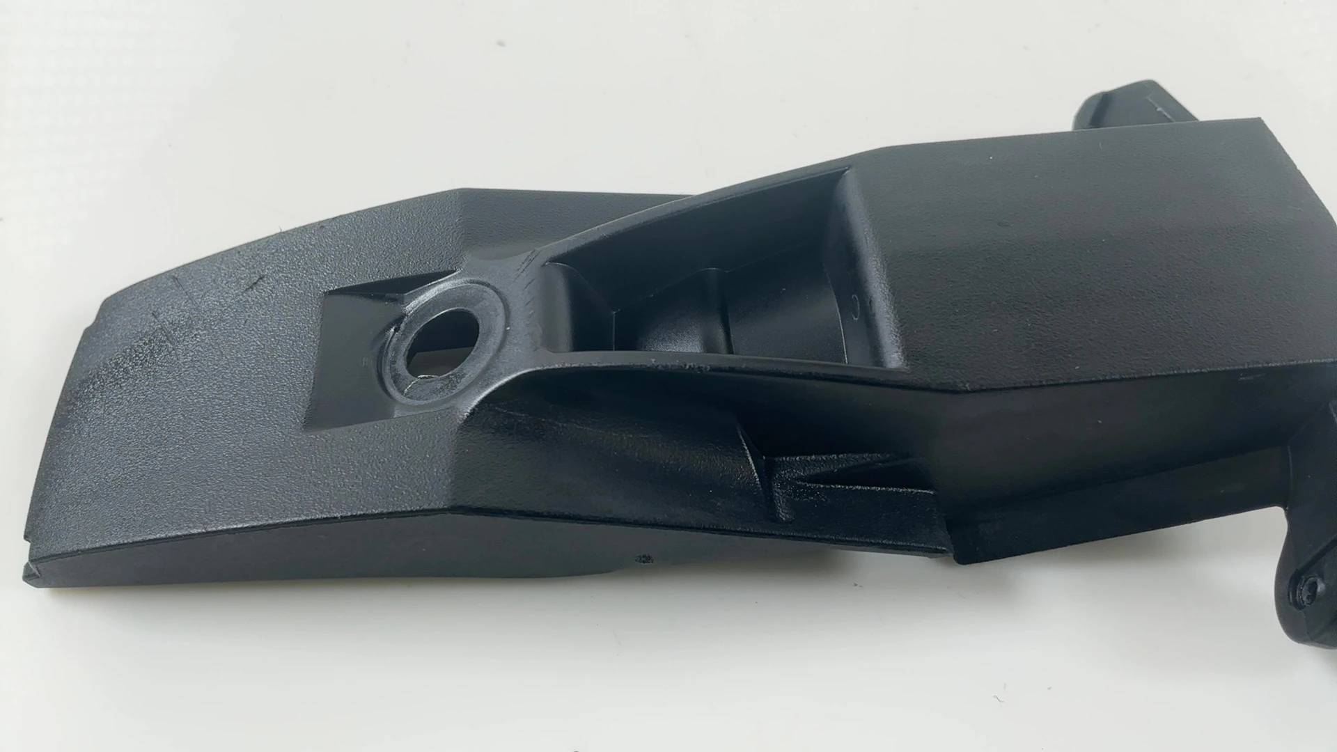 Aprilia RSV4 1100 RS 660 1100cc Central Wing Support Bracket 2025-2026 2B013082 - Image 4