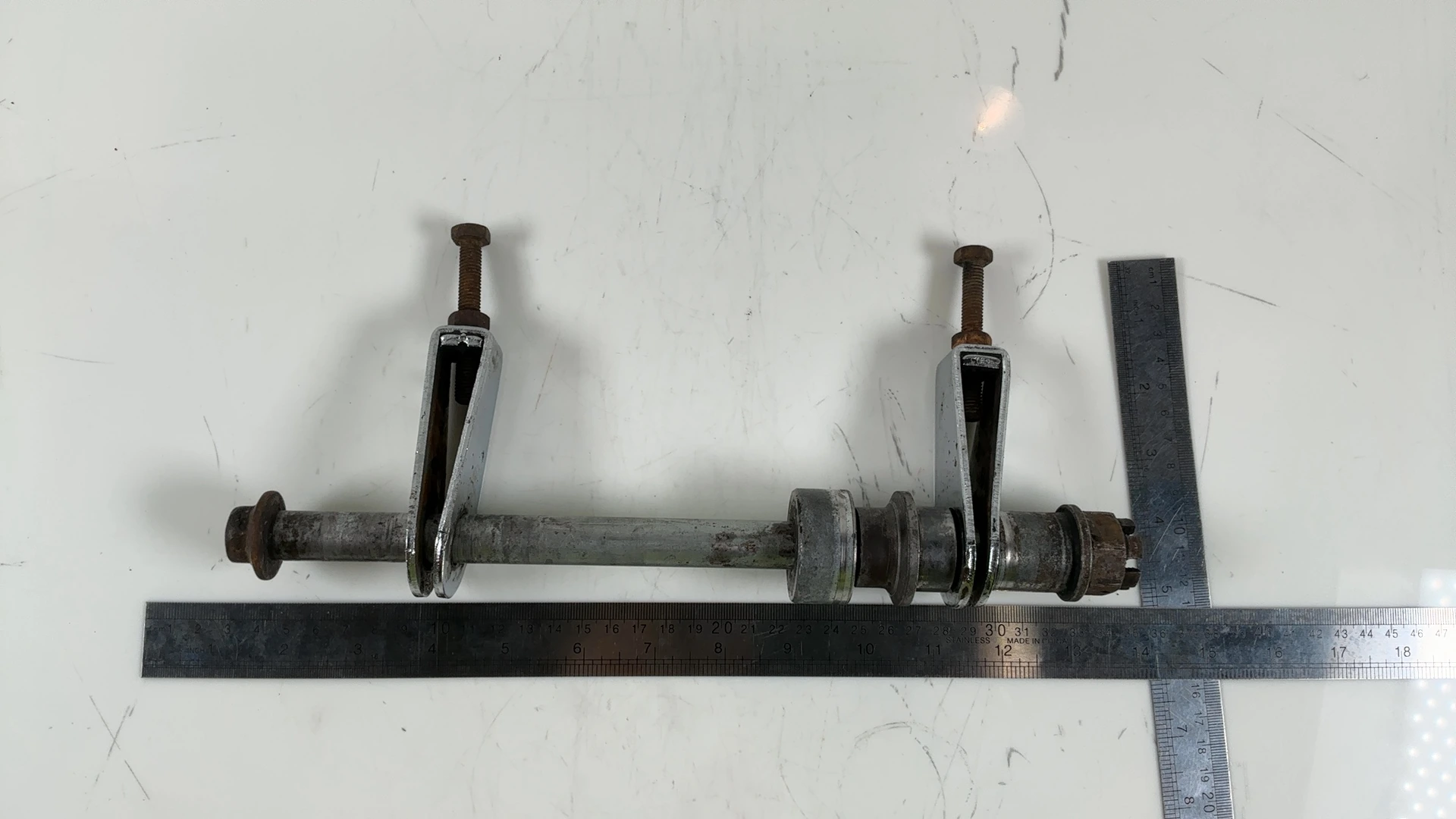 Kawasaki GPz750 ZX750A 750cc Rear Wheel Axle 1983-1985 OEM 41068-1126 - Image 4