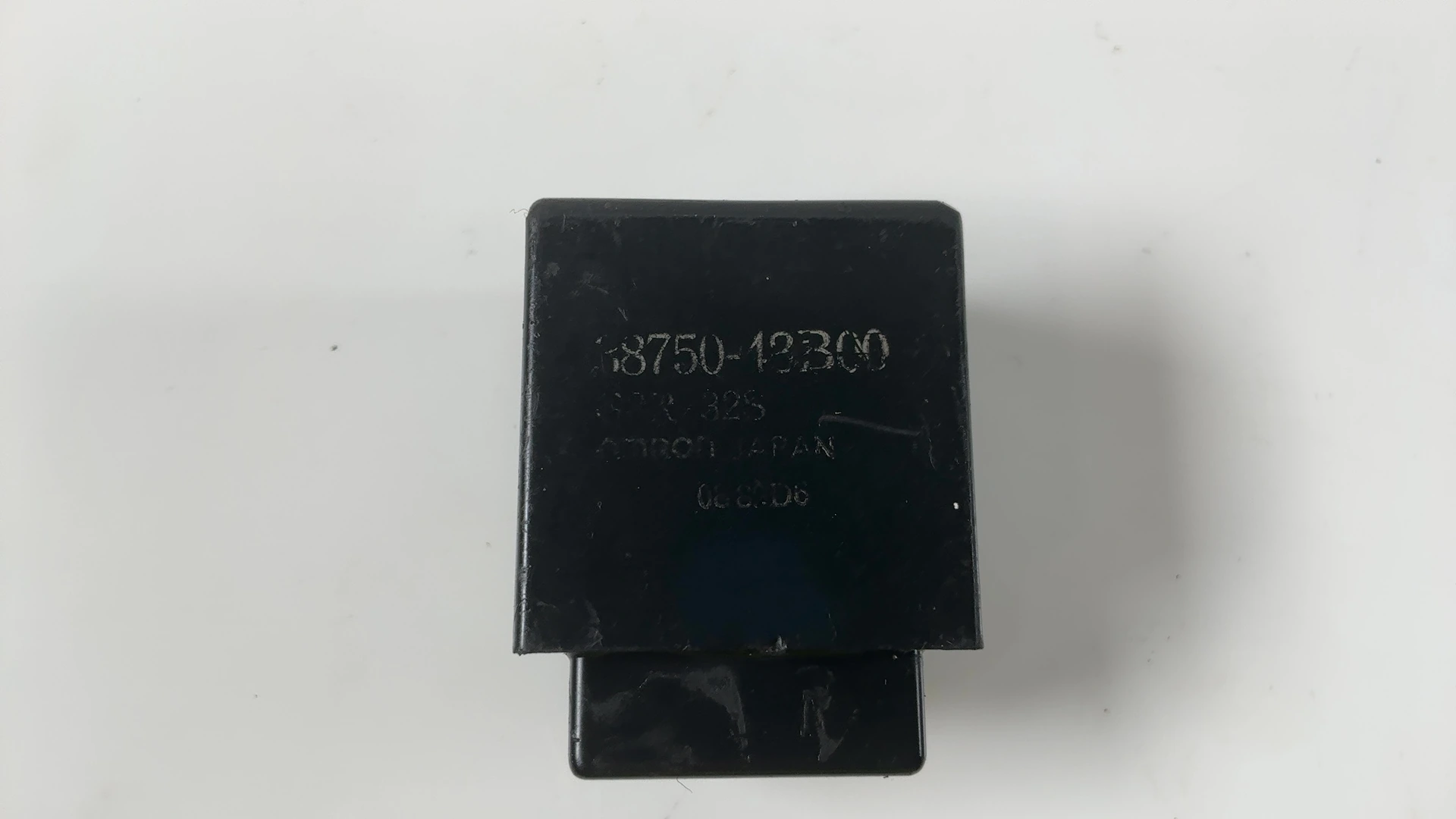Suzuki Malaguti Firefox F15 50 Turn Signal Flasher Relay 1996-06 OEM 38750-13B00 - Image 8