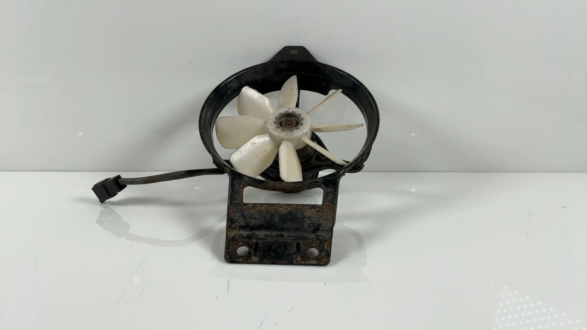 Kawasaki ZZR250 EX250H 250 Radiator Cooling Fan 1990-2007 OEM 59502-1066 - Image 1