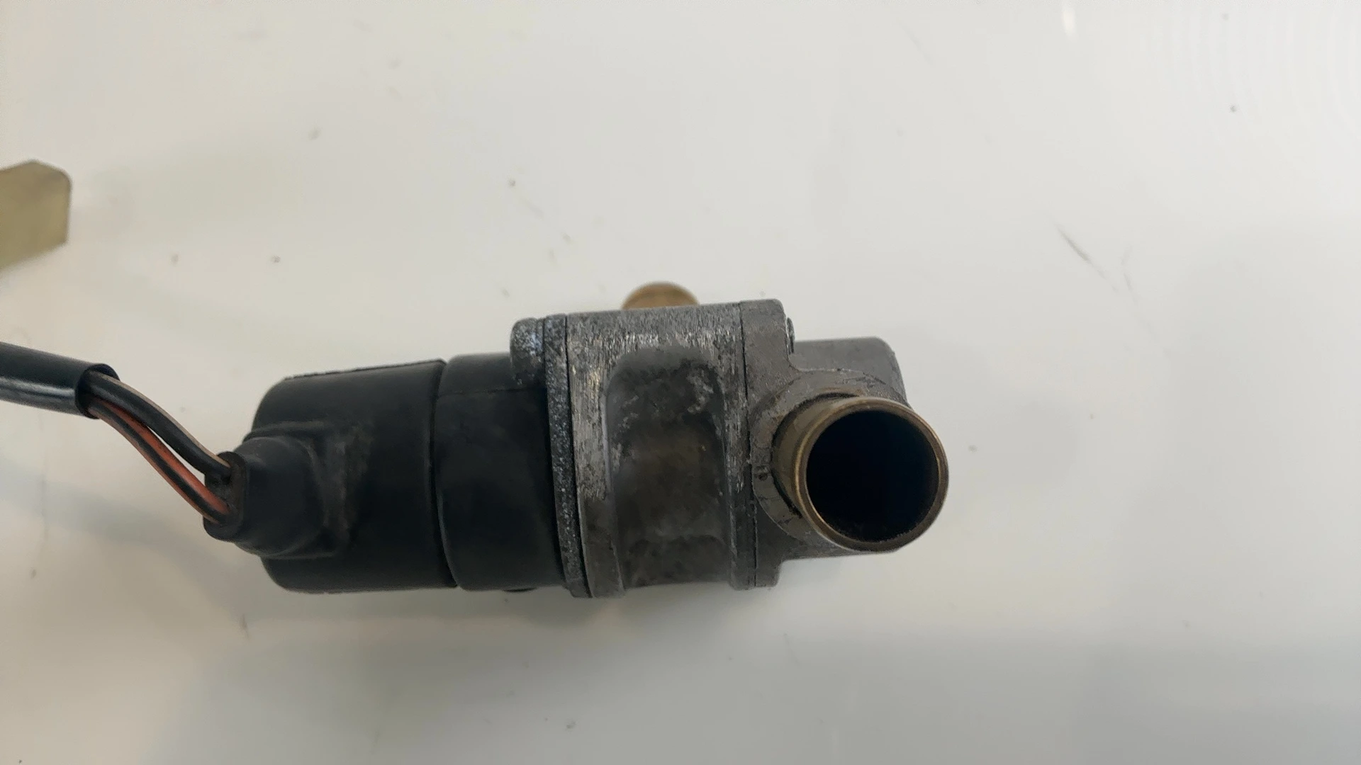 Triumph Sprint ST 1050 1050CC Air Cut Off Valve 2005-2011 OEM T1250400 - Image 4