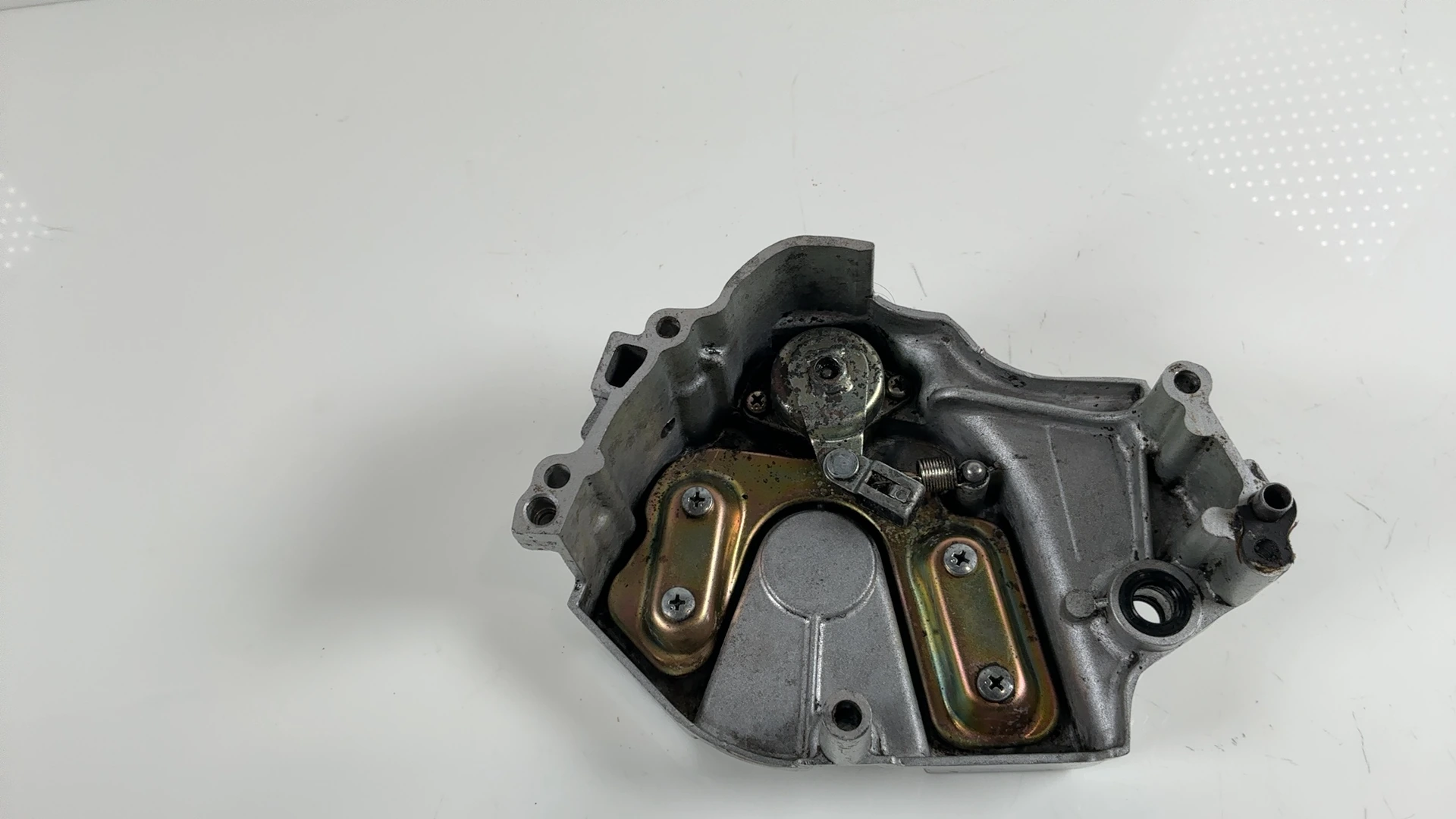 Yamaha FZR600 FZR400 600cc Sprocket Cover 1988-1994 OEM 2TK-15411-01-00 - Image 5