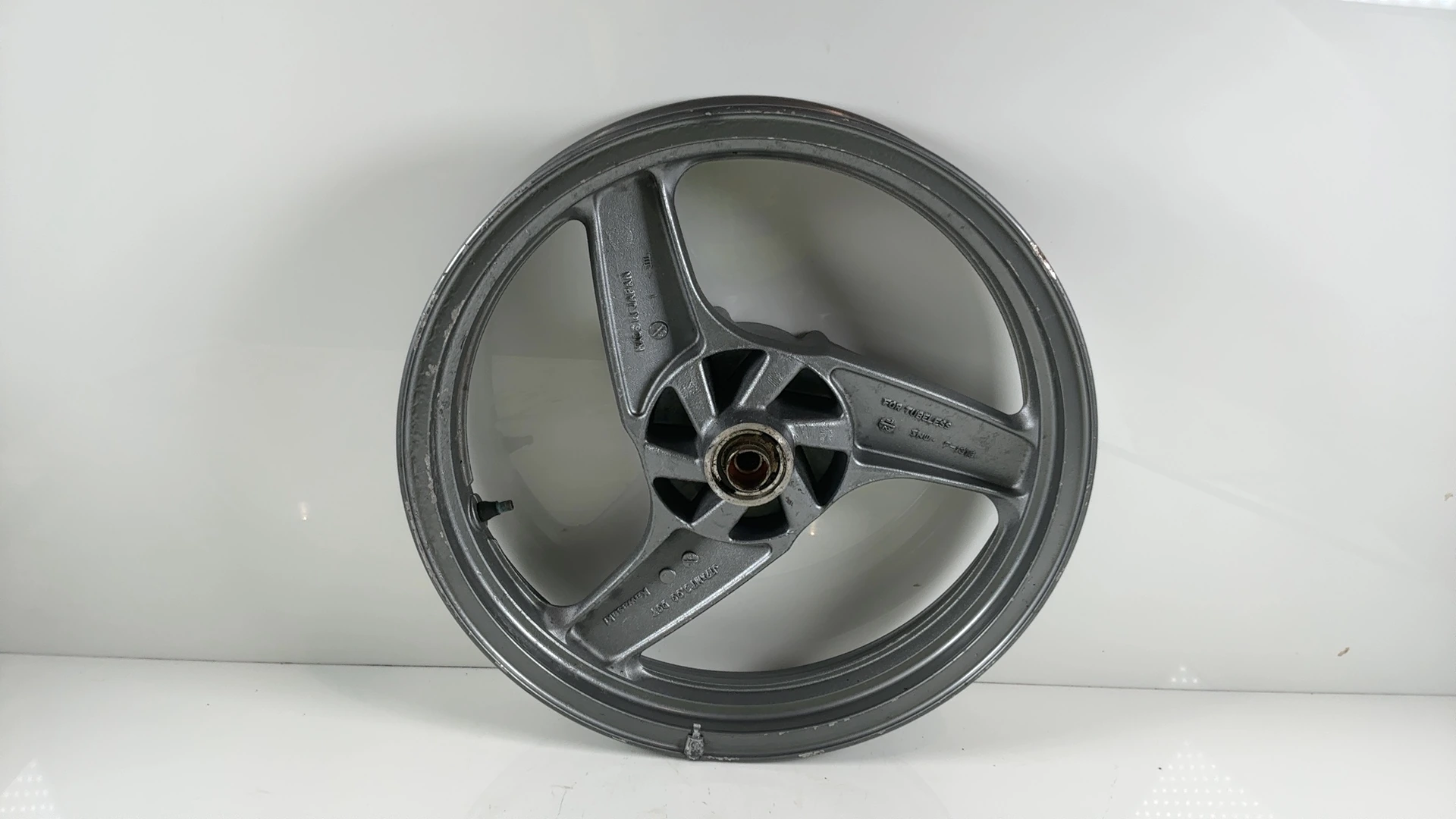 Kawasaki Ninja GPZ500 EX500D 500cc Front Wheel Rim 1994-2009 OEM 41073-1543-R2