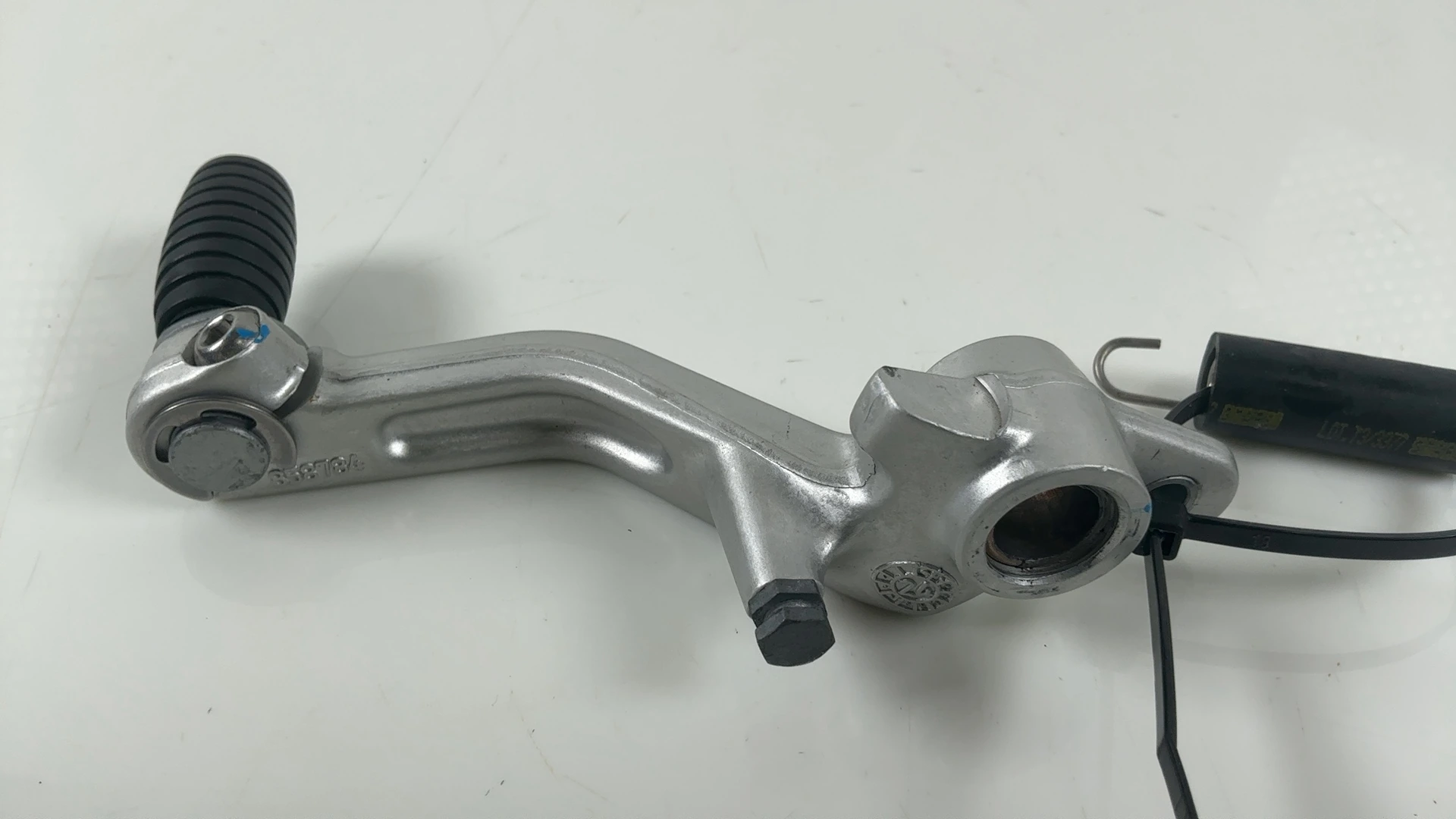 Aprilia RSV4 Tuono V4 1100 Rear Brake Lever Pedal 2021-2026 OEM 858785 - Image 4